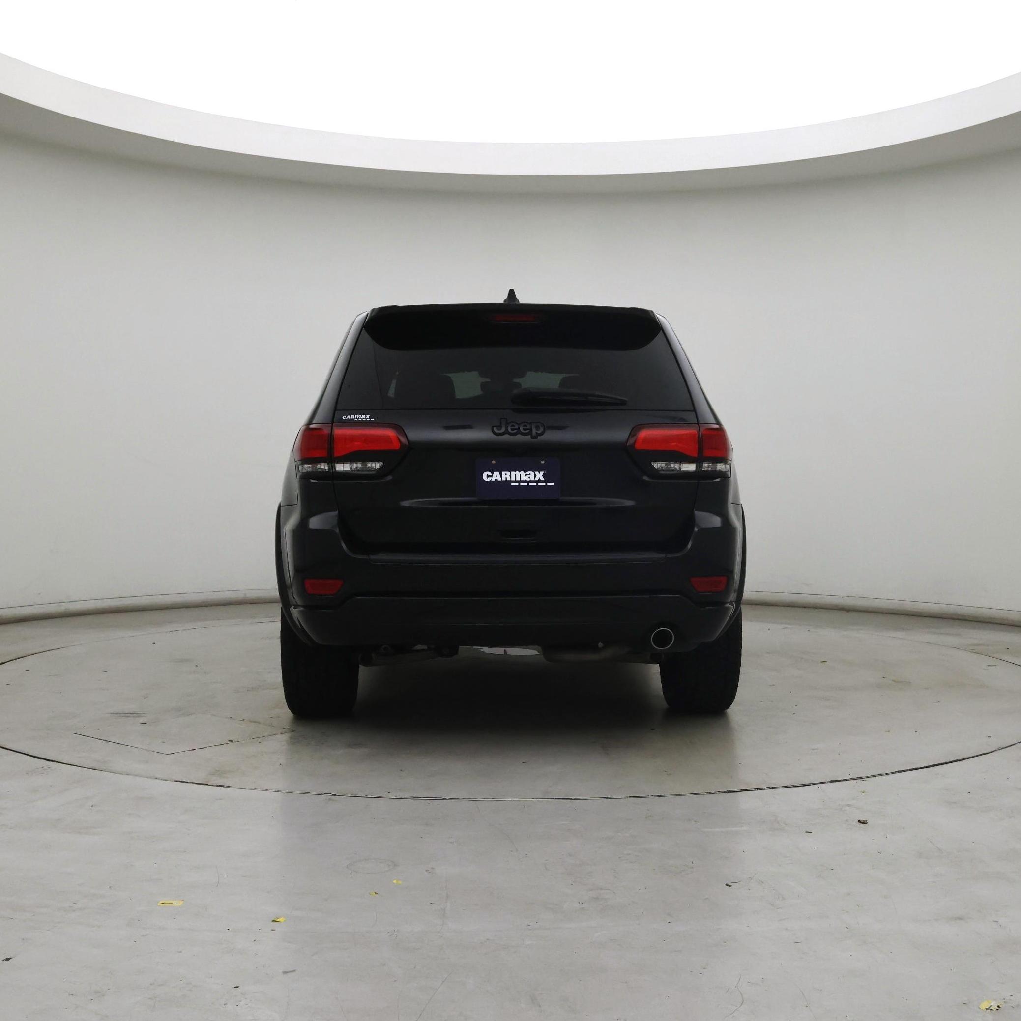 Thumbnail: 2020 Jeep Grand Cherokee - 6