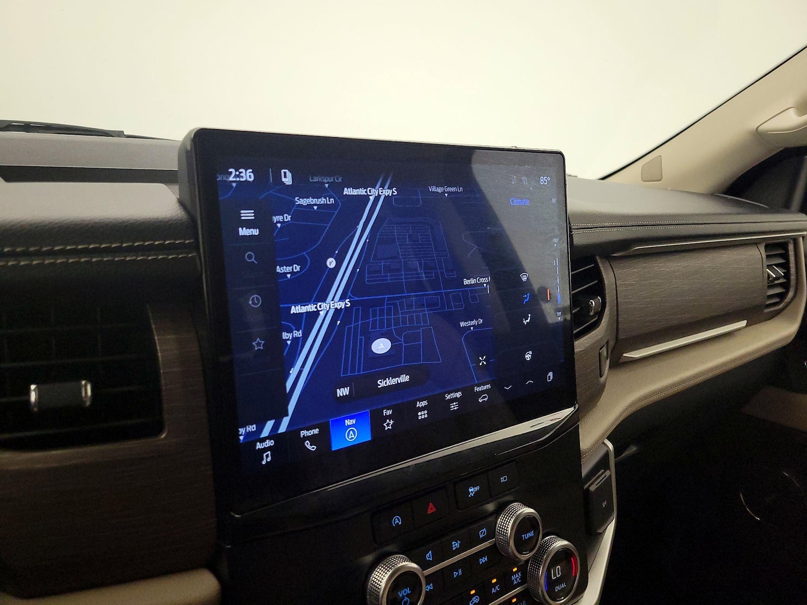 2024 Ford Expedition Limited - Photo 15