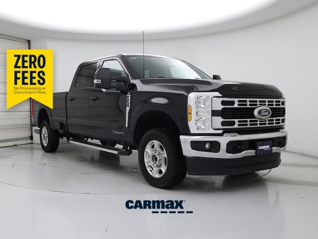 Black 2025 Ford F-250 Super Duty Pickup Truck Four-Wheel Drive Automatic