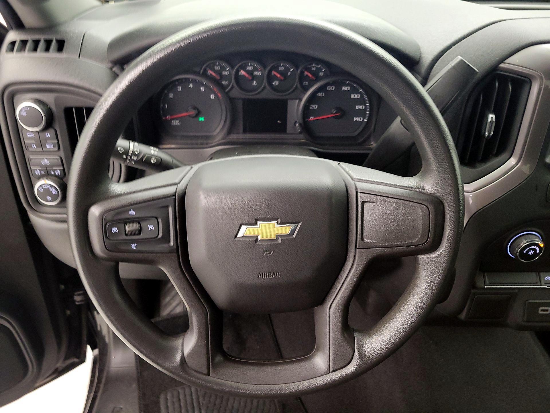 Thumbnail: 2020 Chevrolet Silverado 1500 - 10