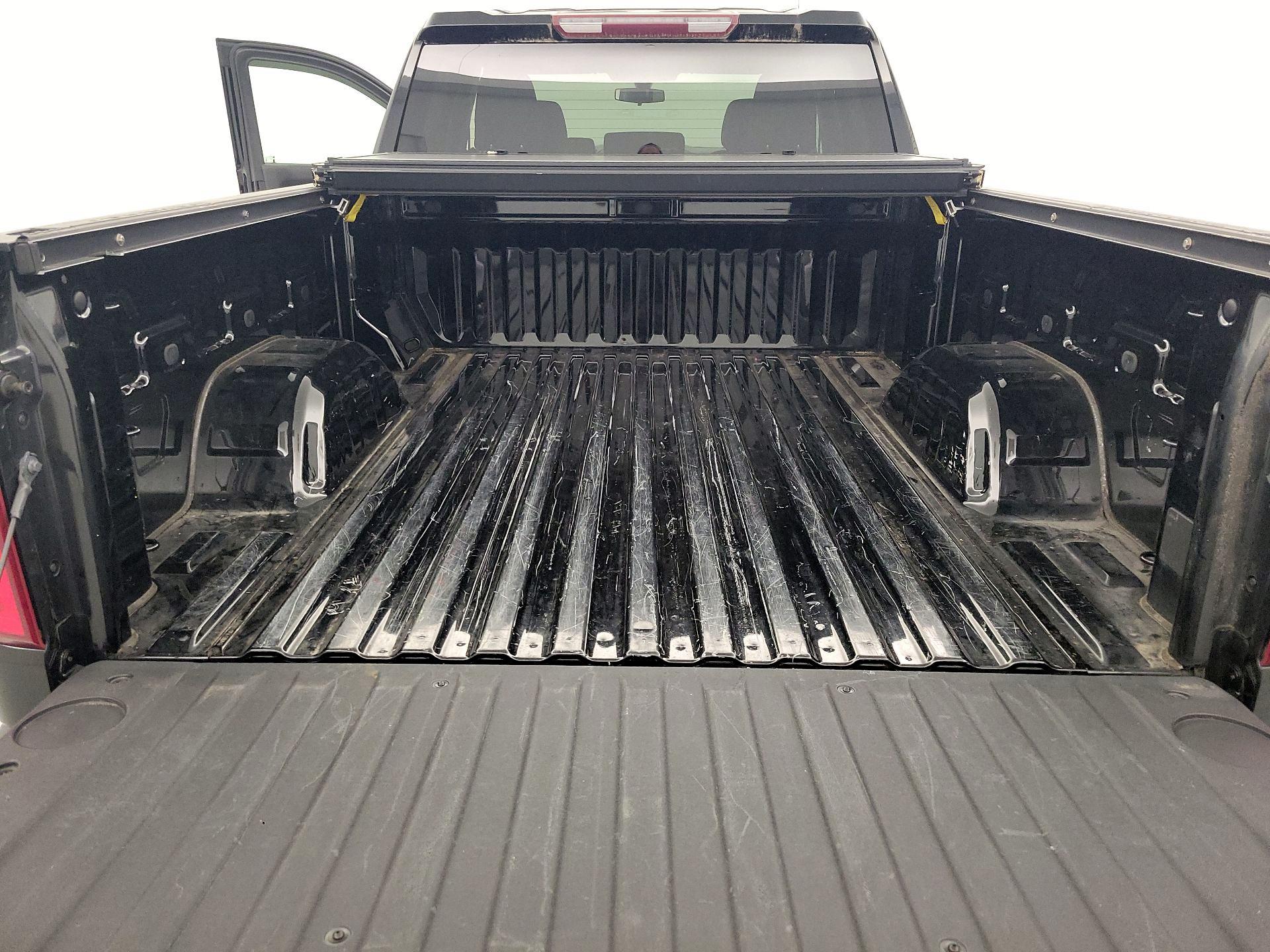 Thumbnail: 2020 Chevrolet Silverado 1500 - 20