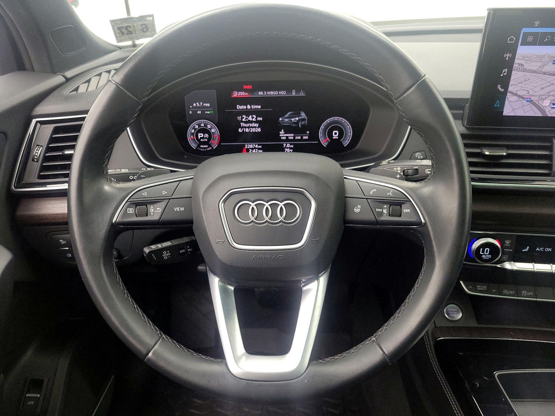 Thumbnail: 2022 Audi Q5 - 10