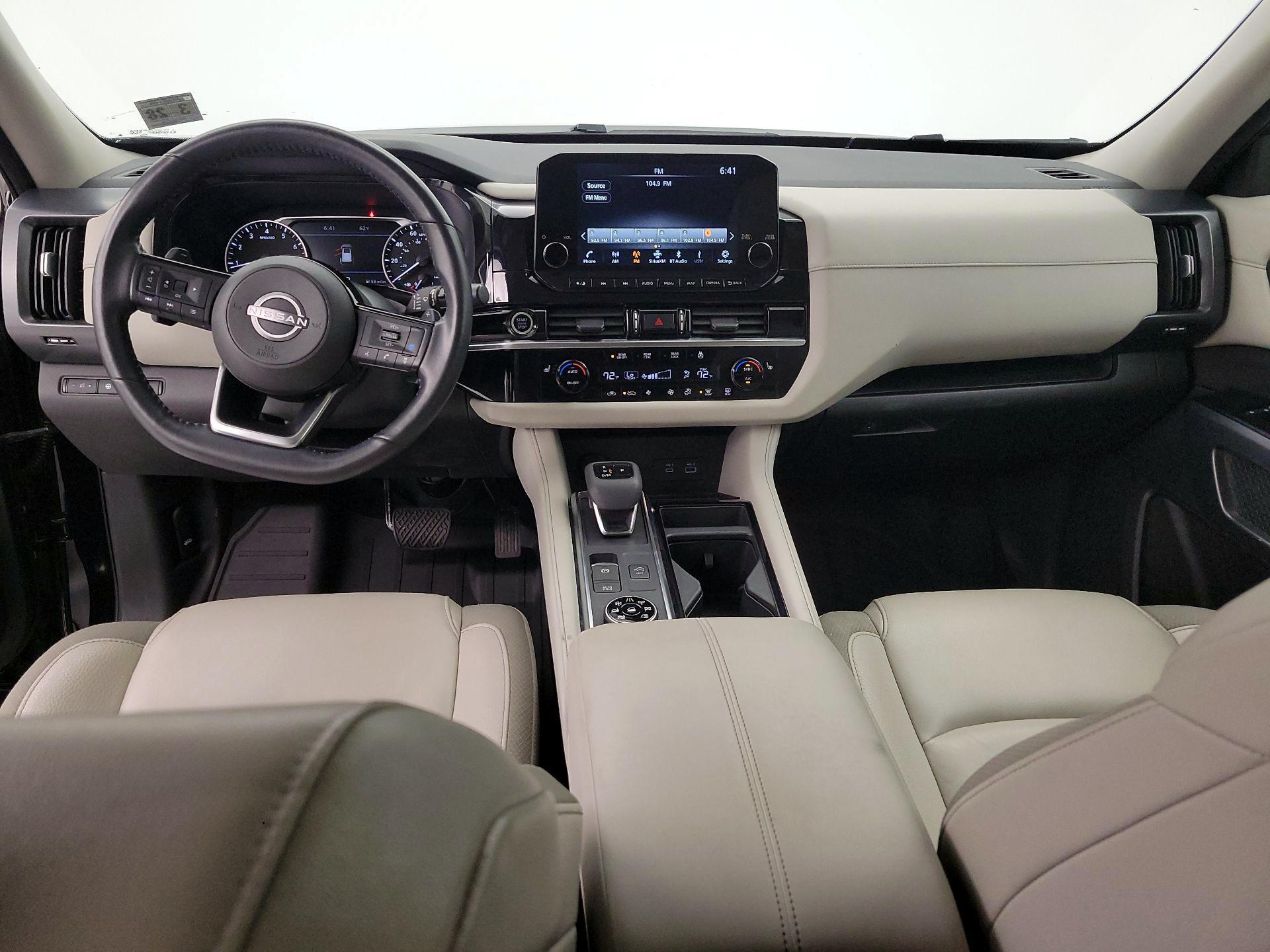 Thumbnail: 2023 Nissan Pathfinder - 9
