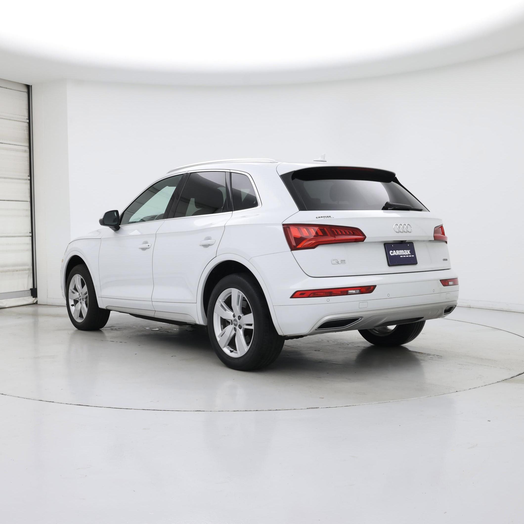 Thumbnail: 2019 Audi Q5 - 2