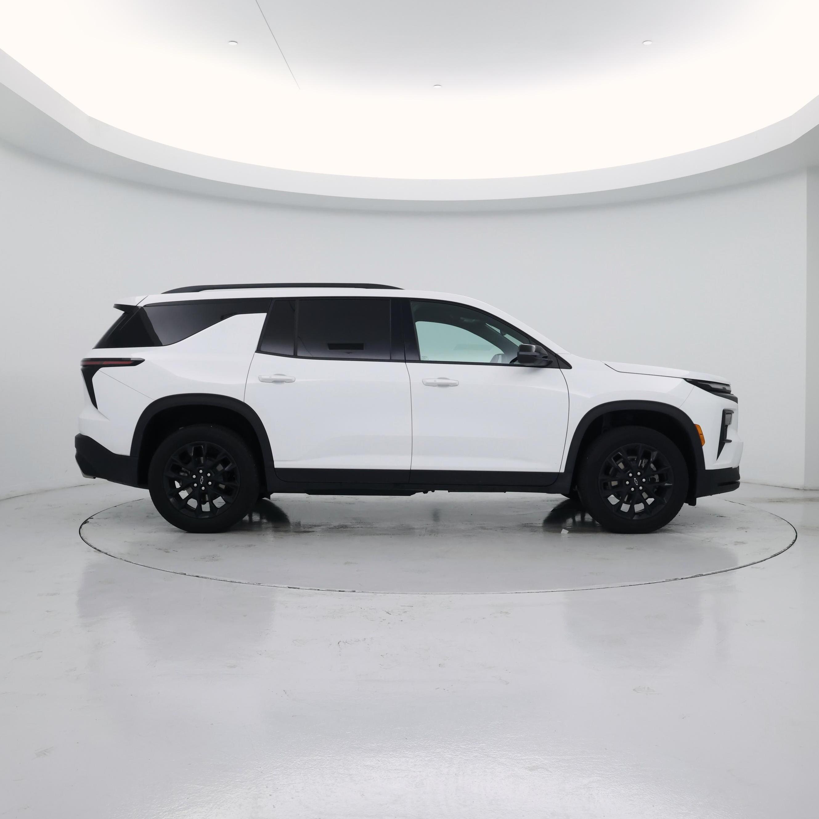 Thumbnail: 2025 Chevrolet Traverse - 7