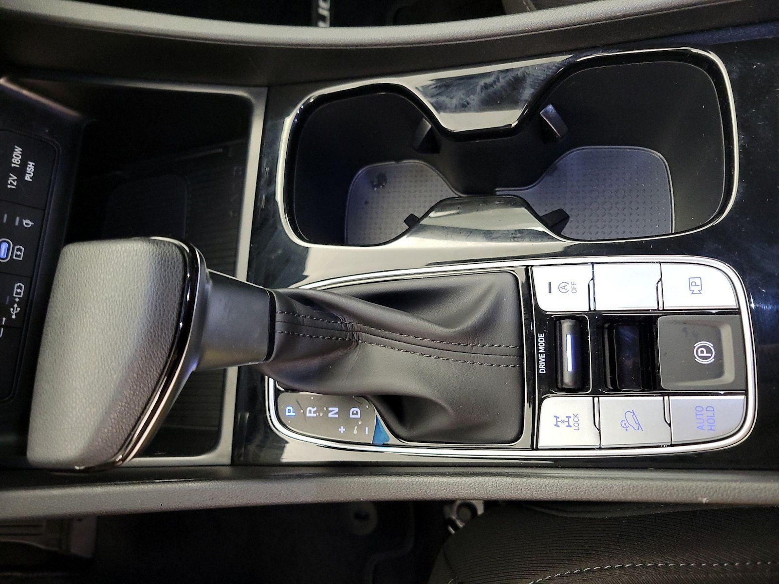 2025 Hyundai Tucson SEL - Photo 19