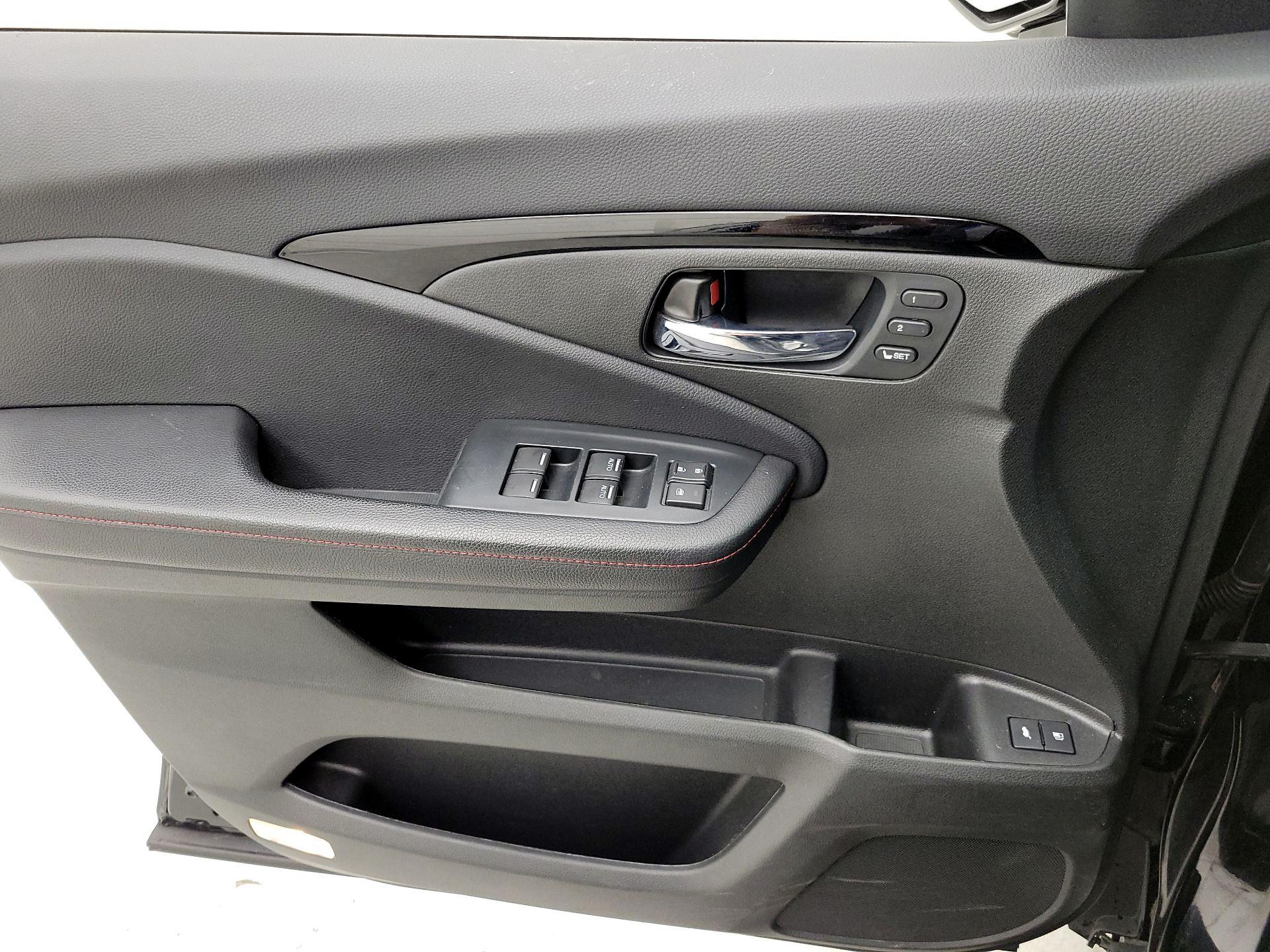 Thumbnail: 2022 Honda Pilot - 12