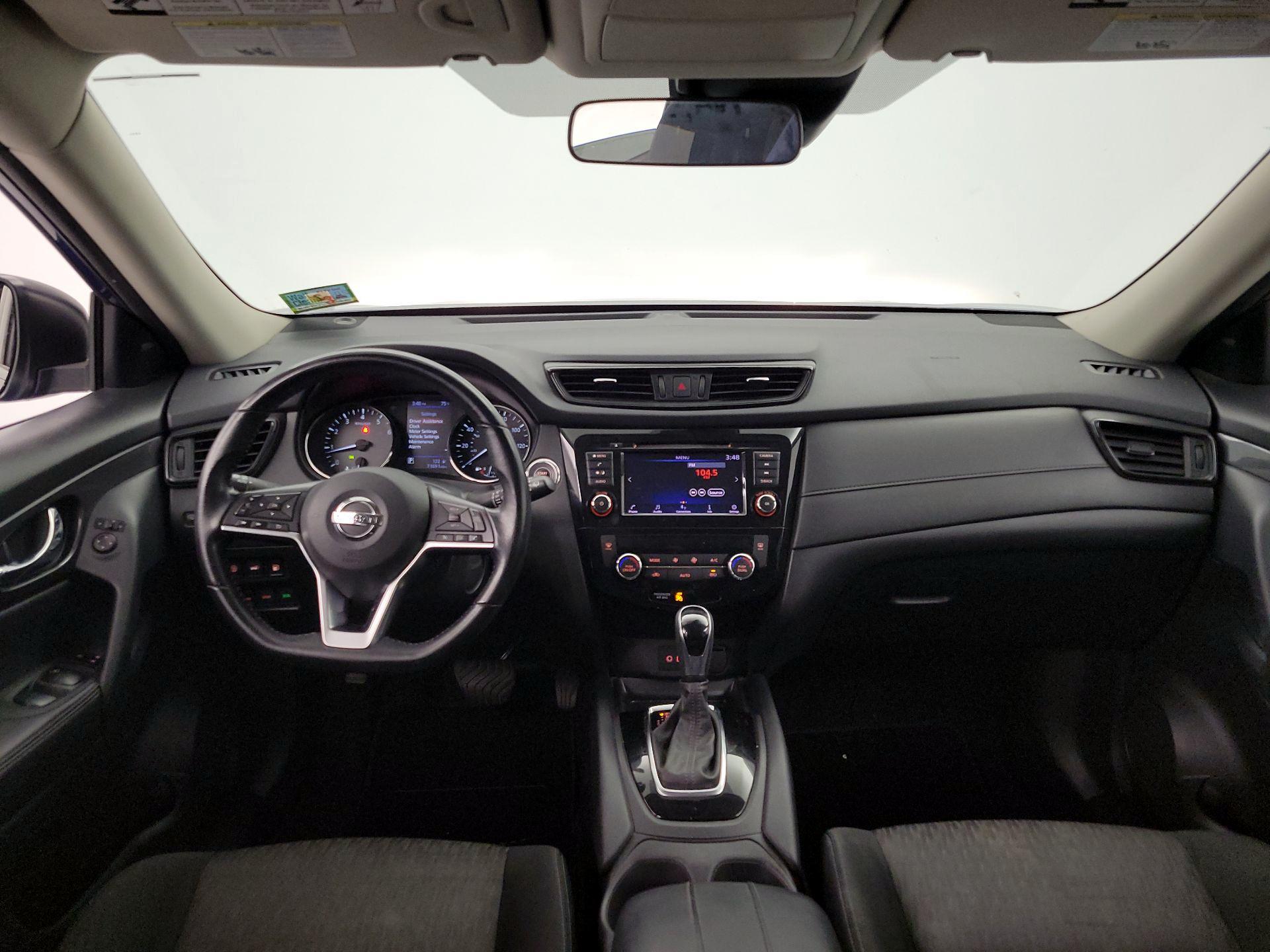 Thumbnail: 2020 Nissan Rogue - 9