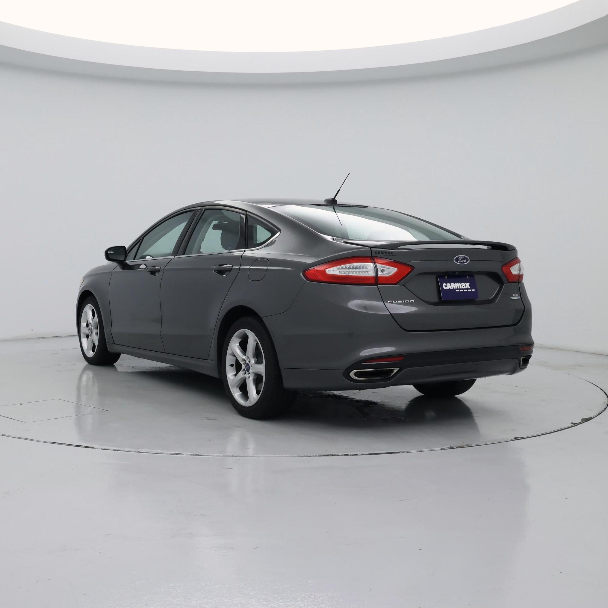 Thumbnail: 2016 Ford Fusion - 2