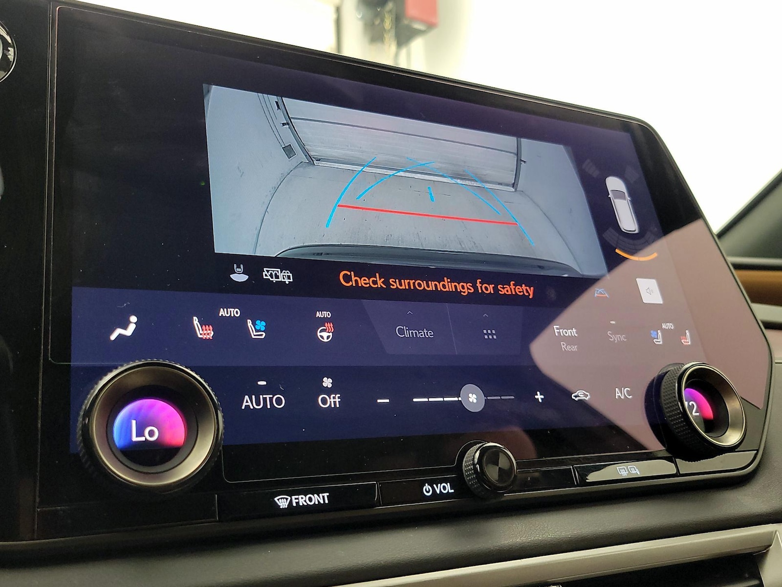 2025 Lexus RX 350 - Photo 15