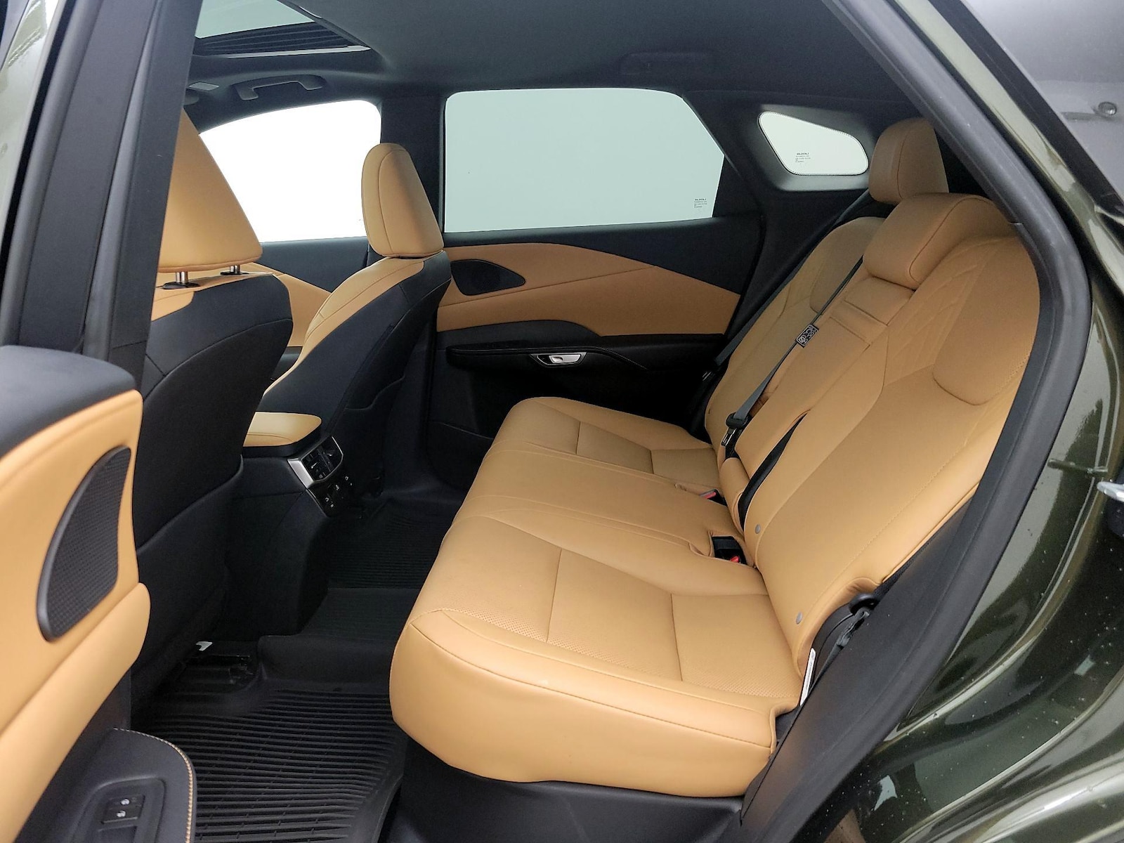 2025 Lexus RX 350 - Photo 21