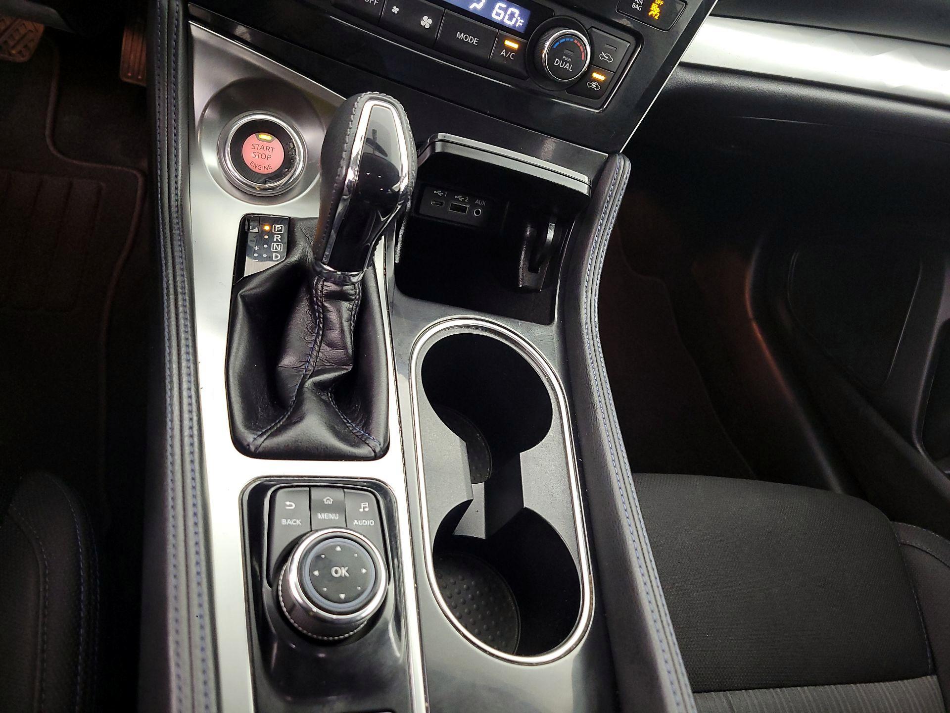 Thumbnail: 2019 Nissan Maxima - 17