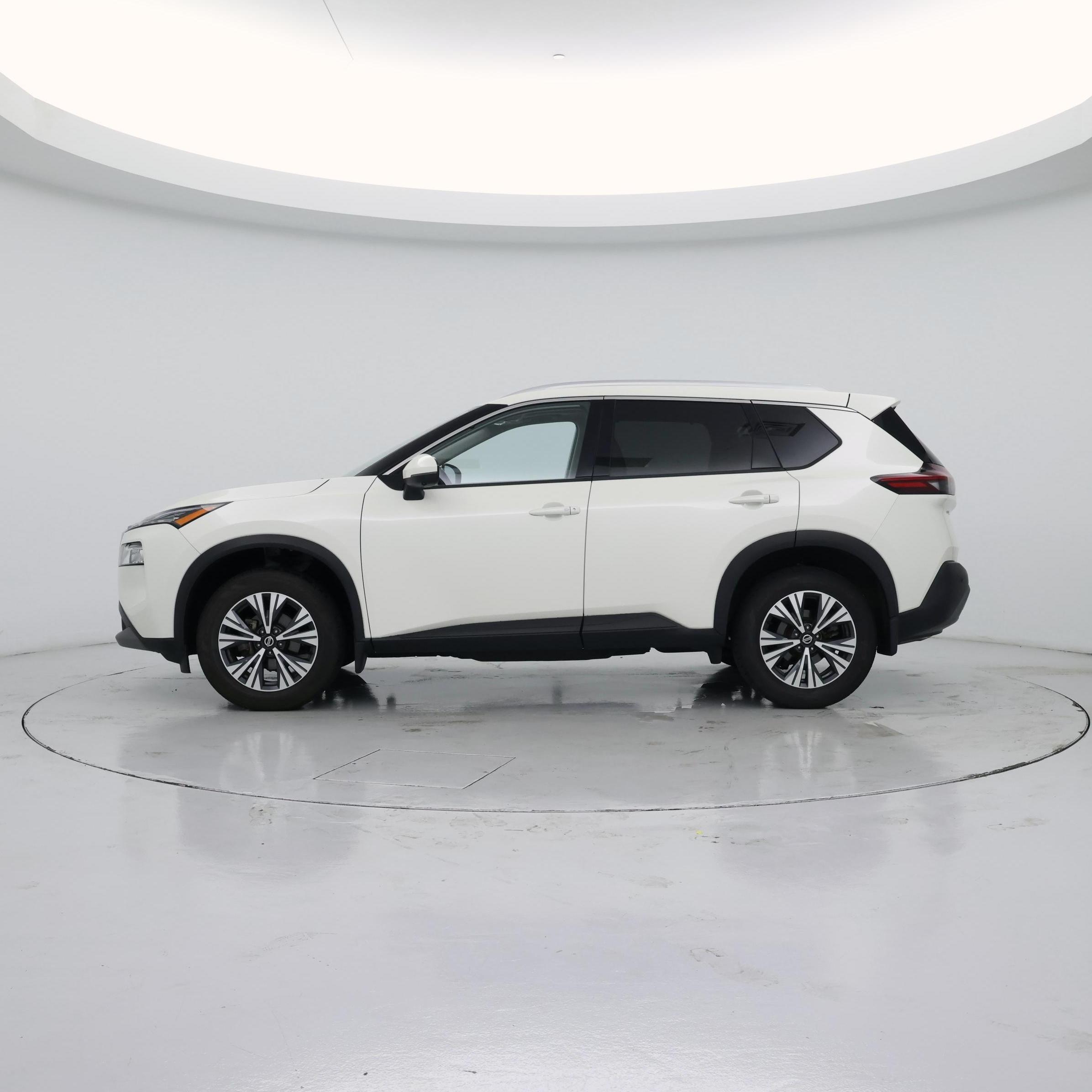 Thumbnail: 2021 Nissan Rogue - 3