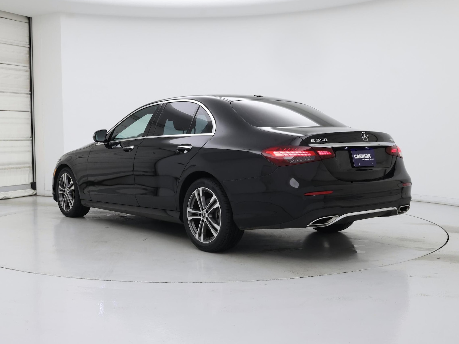 2023 Mercedes-Benz E-Class E350 - Photo 3