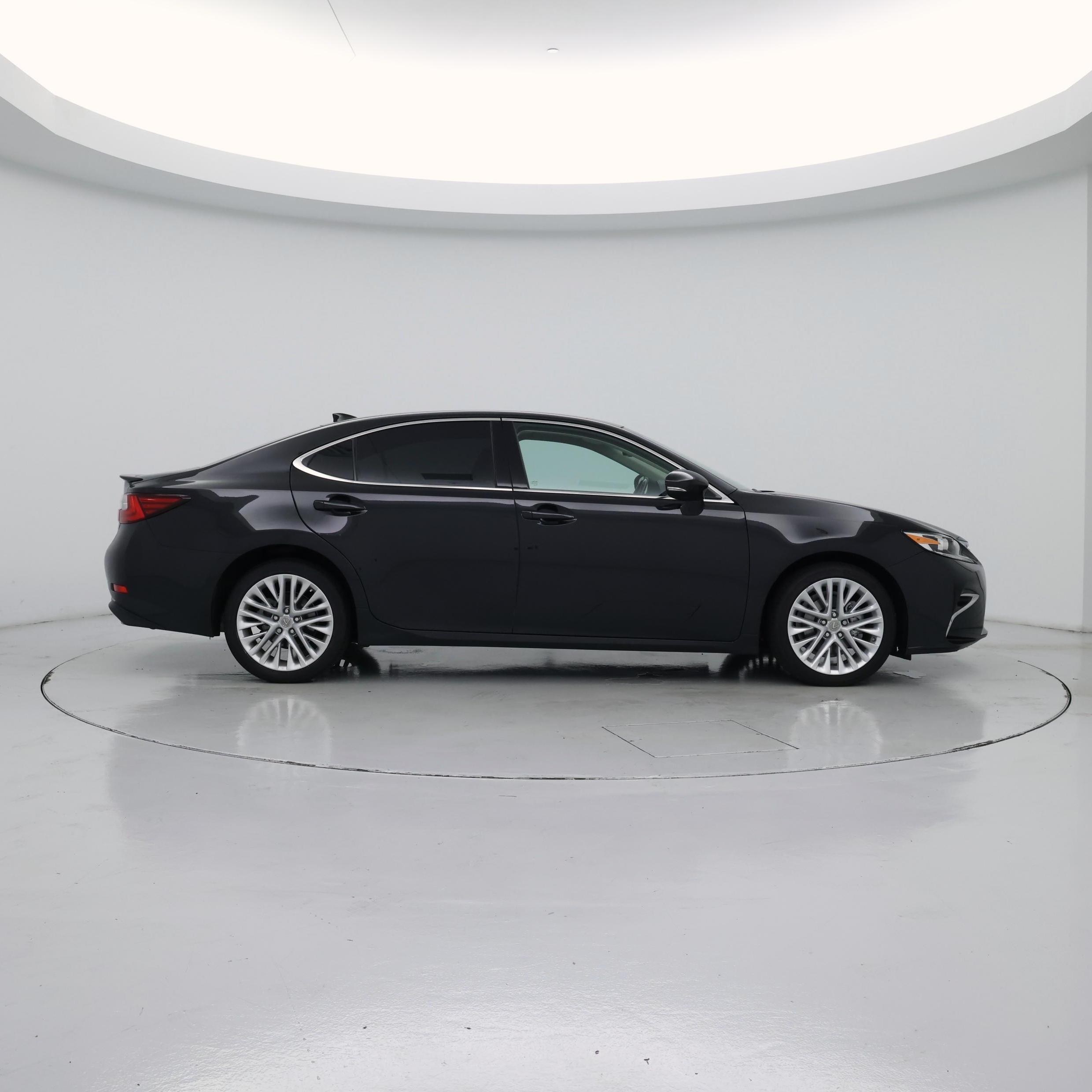 Thumbnail: 2016 Lexus ES - 7