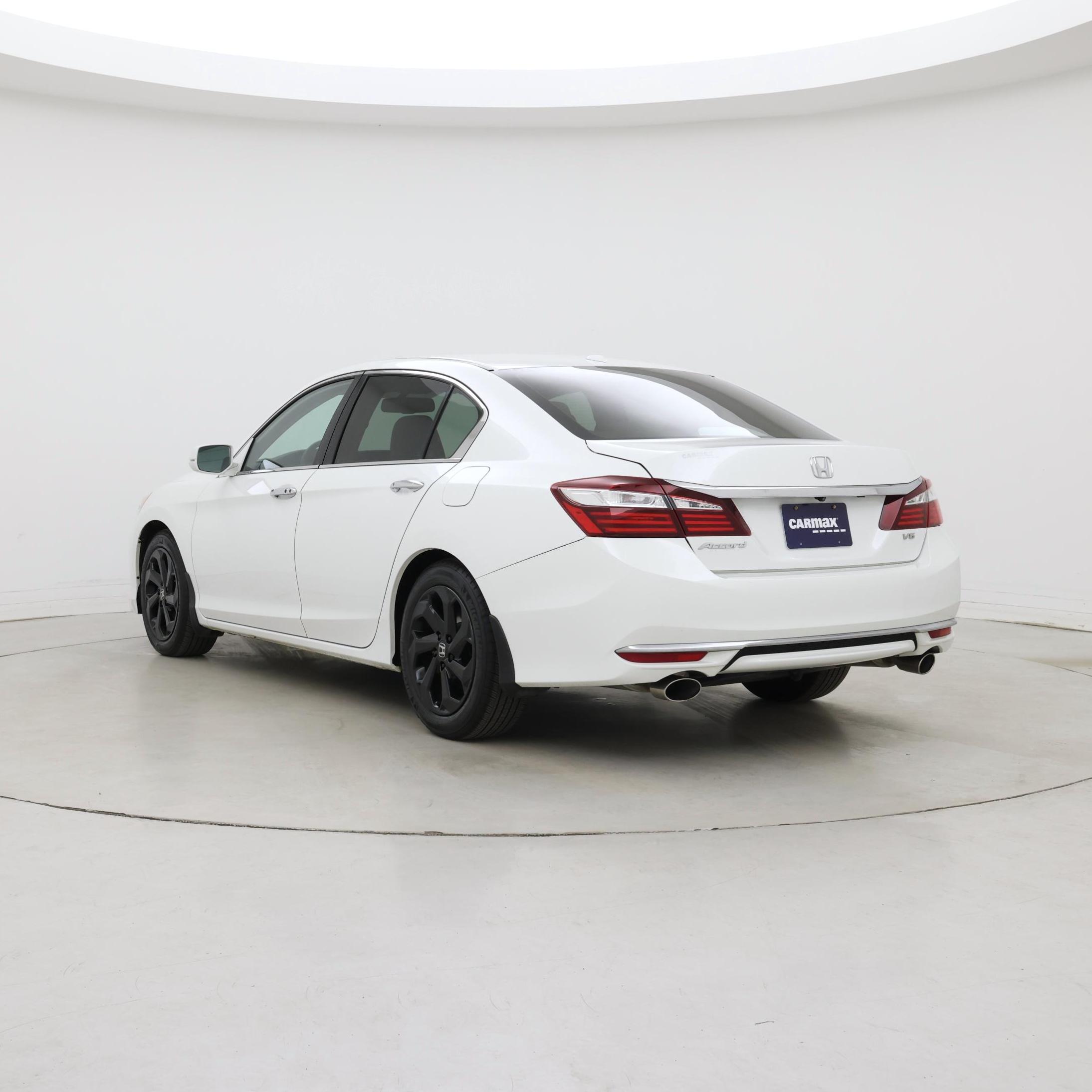 Thumbnail: 2017 Honda Accord - 2