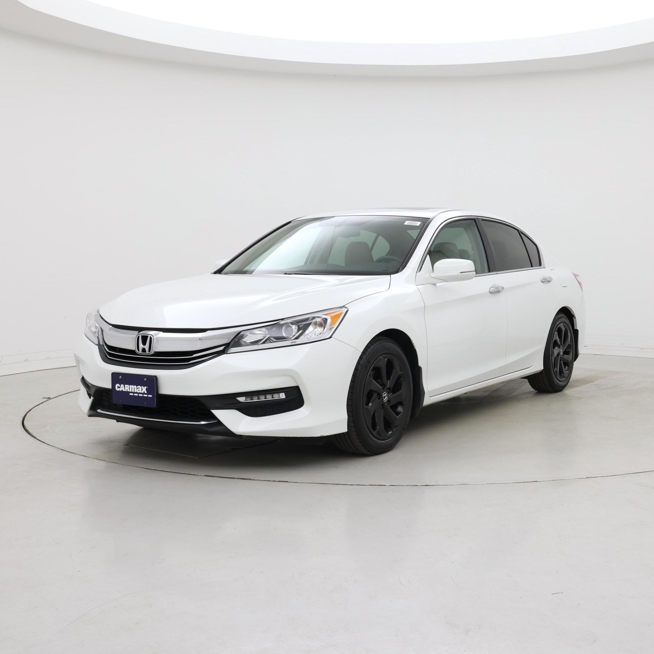 Thumbnail: 2017 Honda Accord - 4