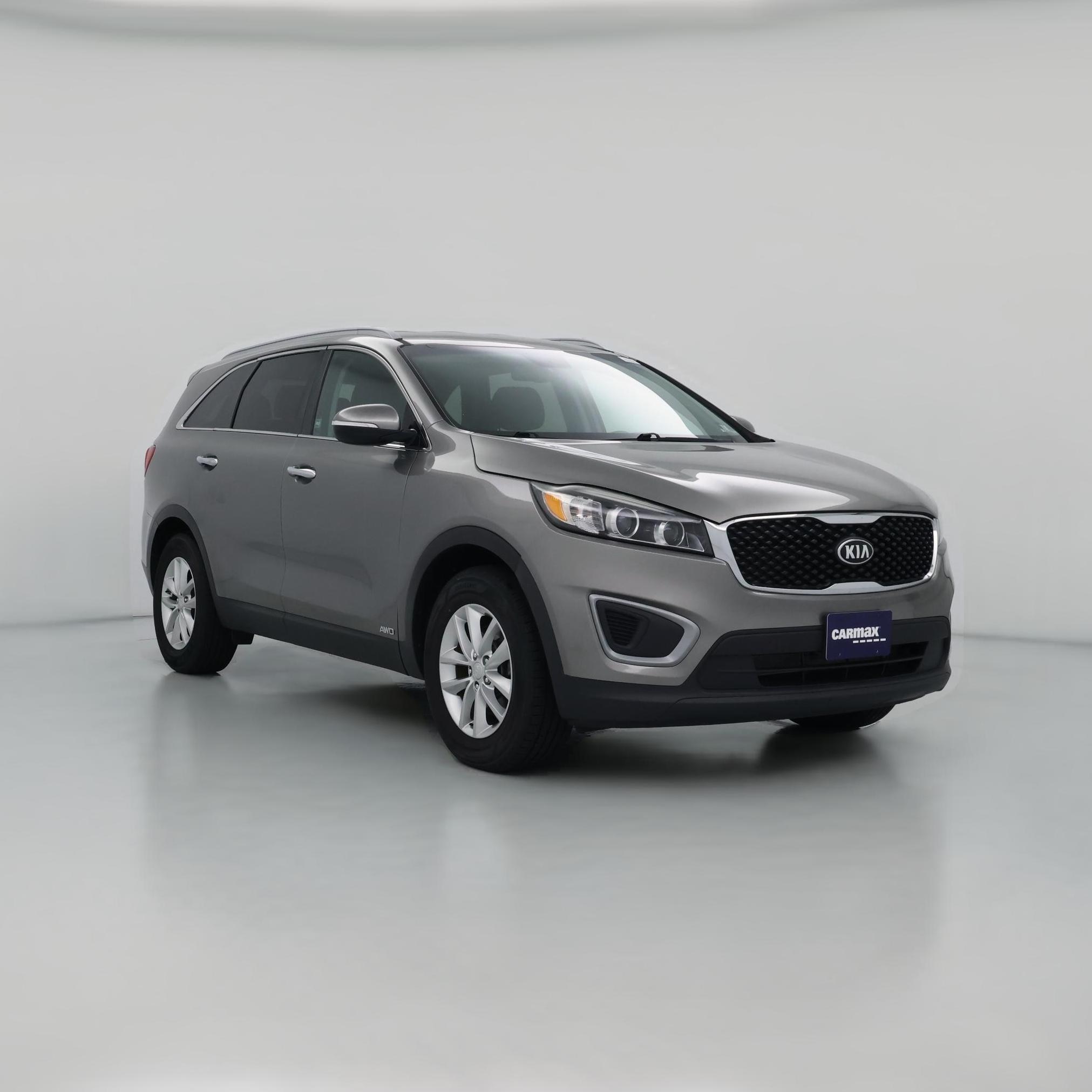 Thumbnail: 2016 Kia Sorento - 1