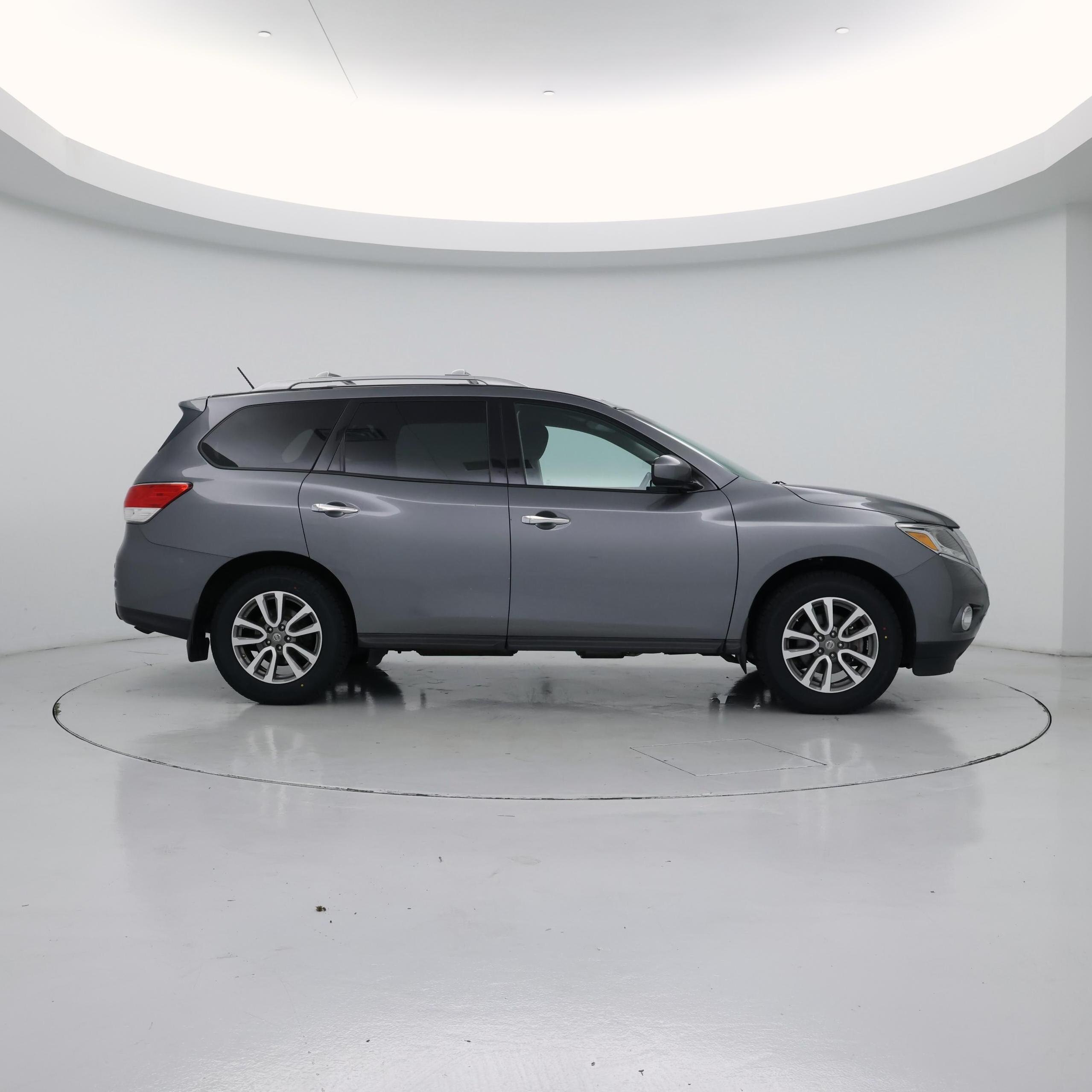 Thumbnail: 2016 Nissan Pathfinder - 7