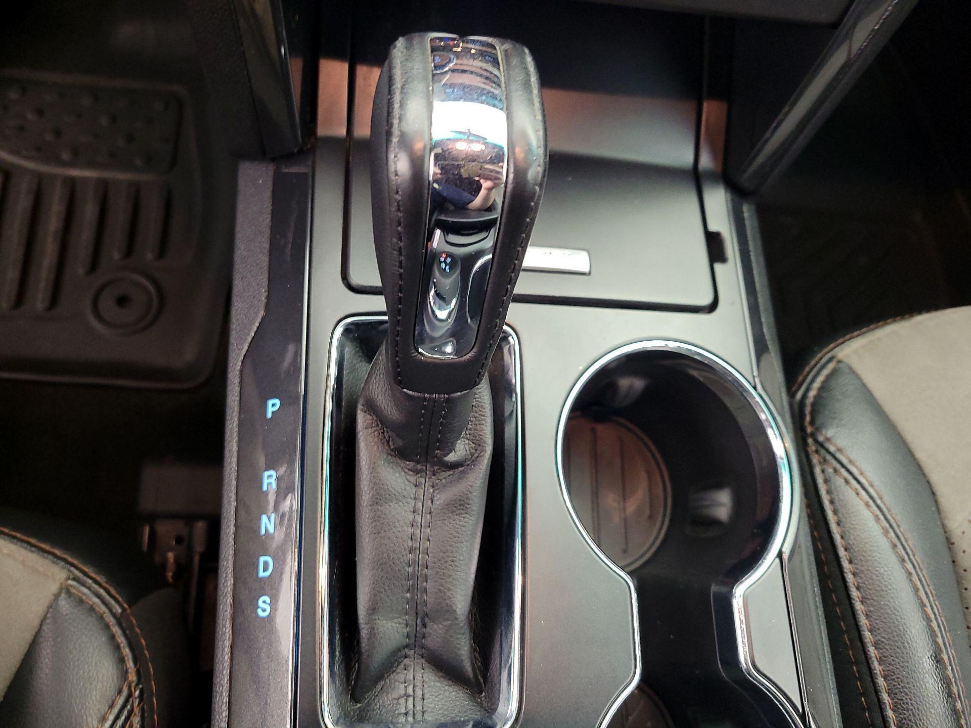 Thumbnail: 2017 Ford Explorer - 18