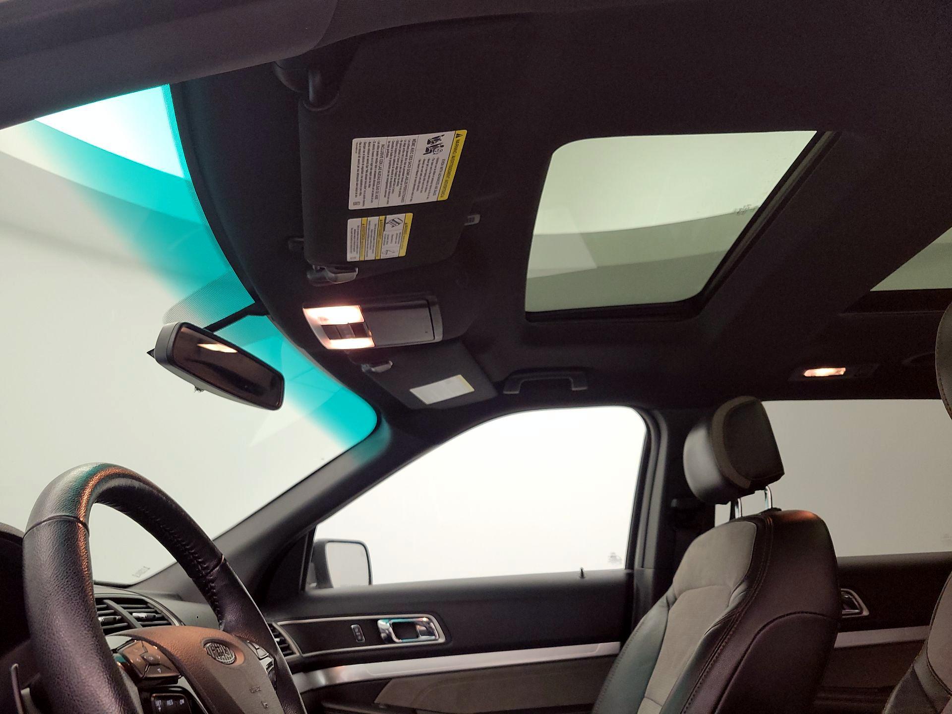 Thumbnail: 2017 Ford Explorer - 20