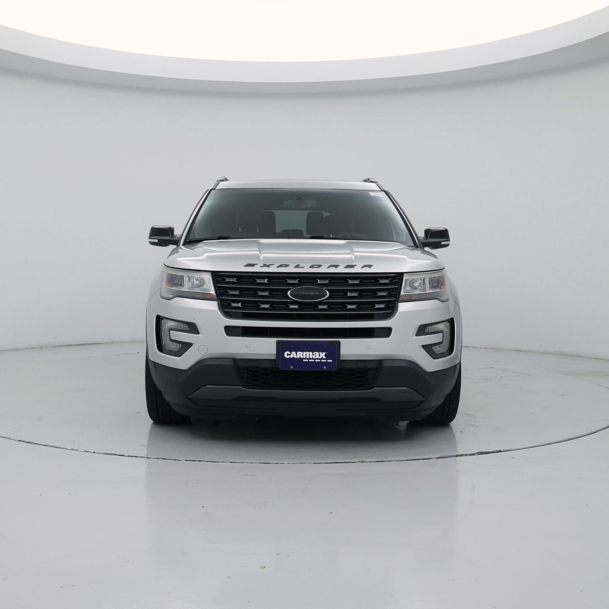 Thumbnail: 2017 Ford Explorer - 5