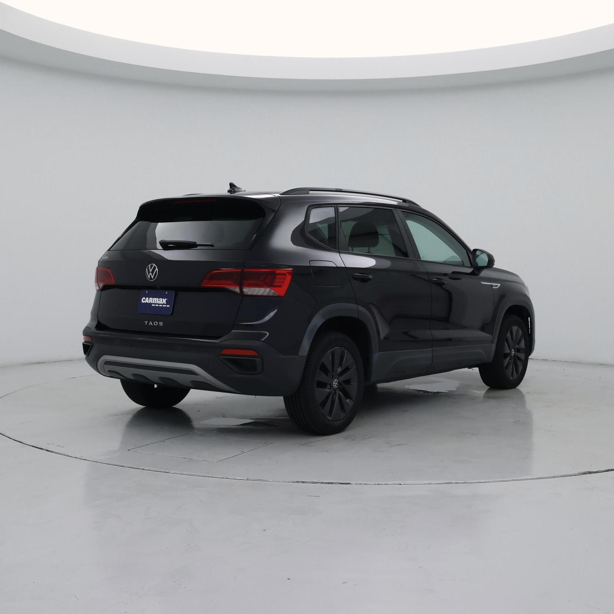 Thumbnail: 2022 Volkswagen Taos - 8