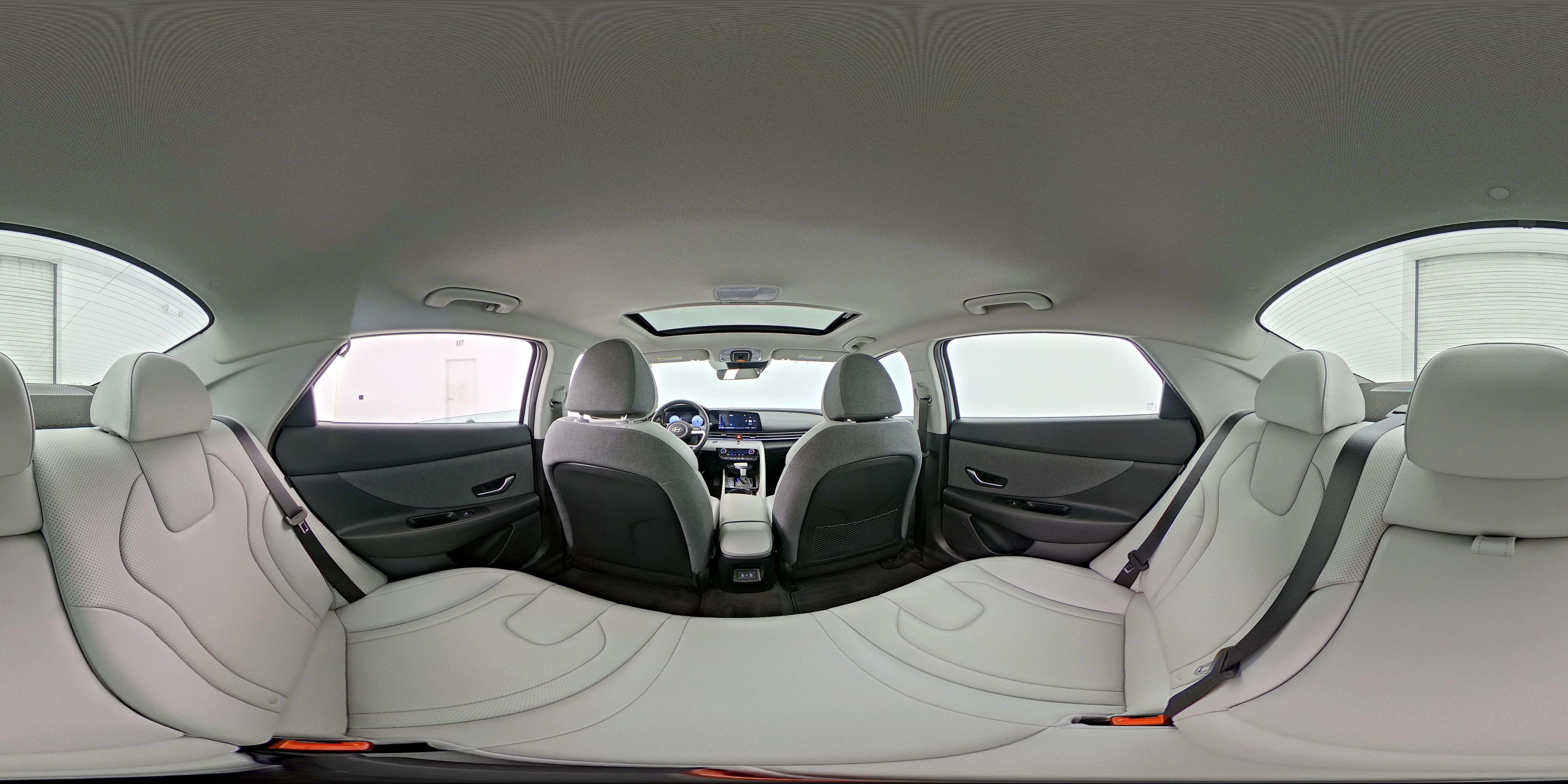 2024 Hyundai Elantra Limited - Photo 29