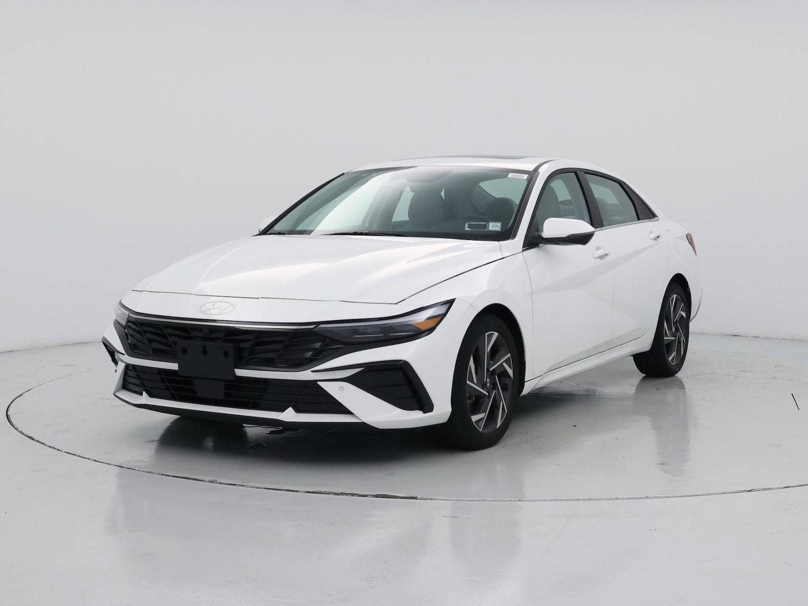 2024 Hyundai Elantra Limited - Photo 5