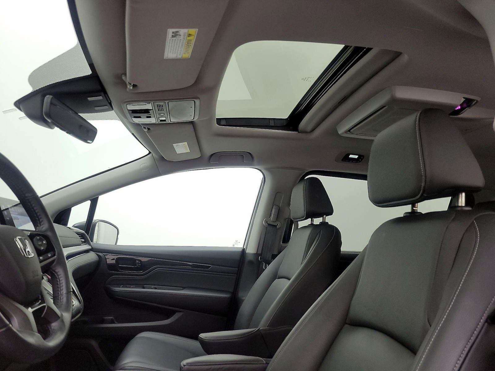Sunroof(s) & Overhead Airbags