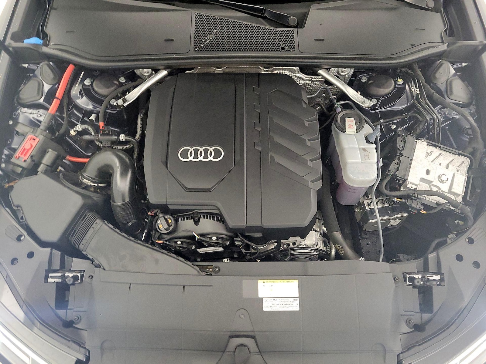 2025 Audi A6 Premium Plus - Photo 24