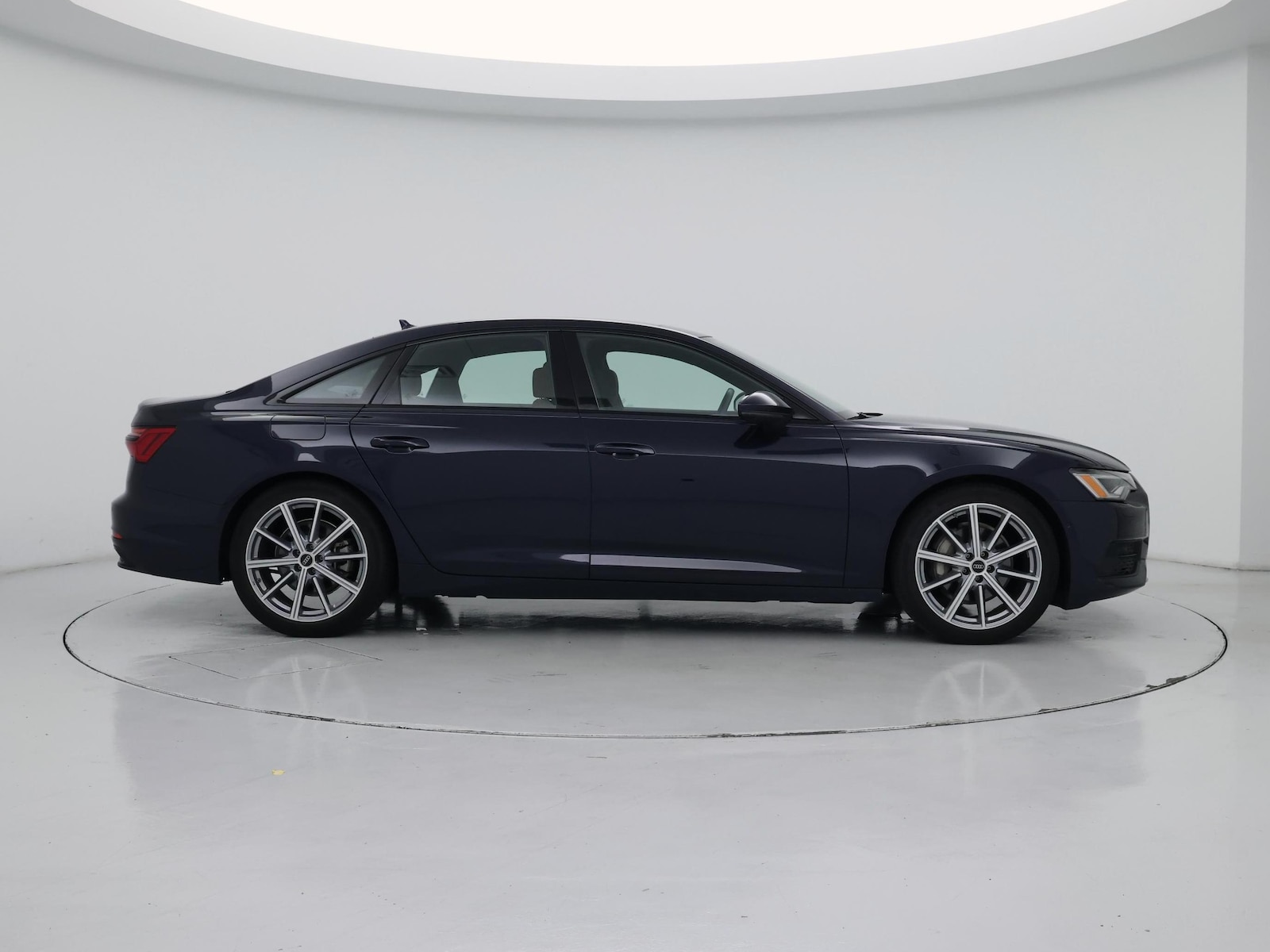 2025 Audi A6 Premium Plus - Photo 8