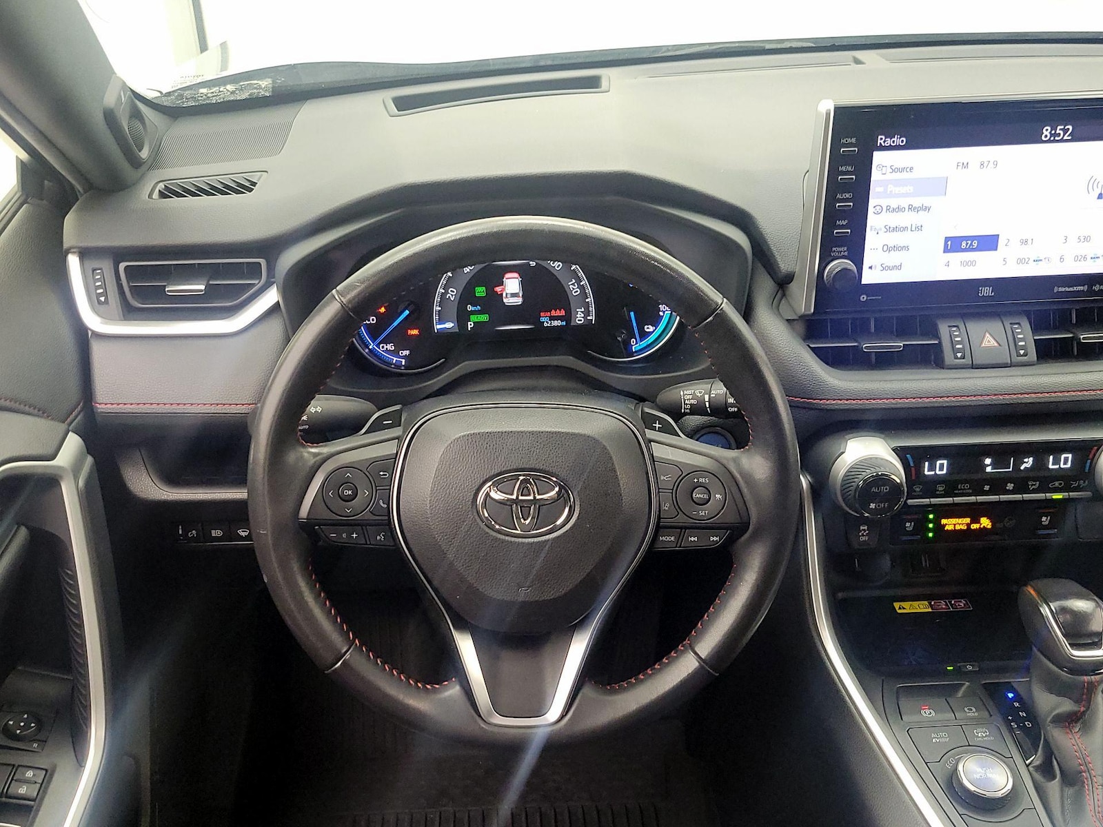 2022 Toyota RAV4 XSE - Photo 11