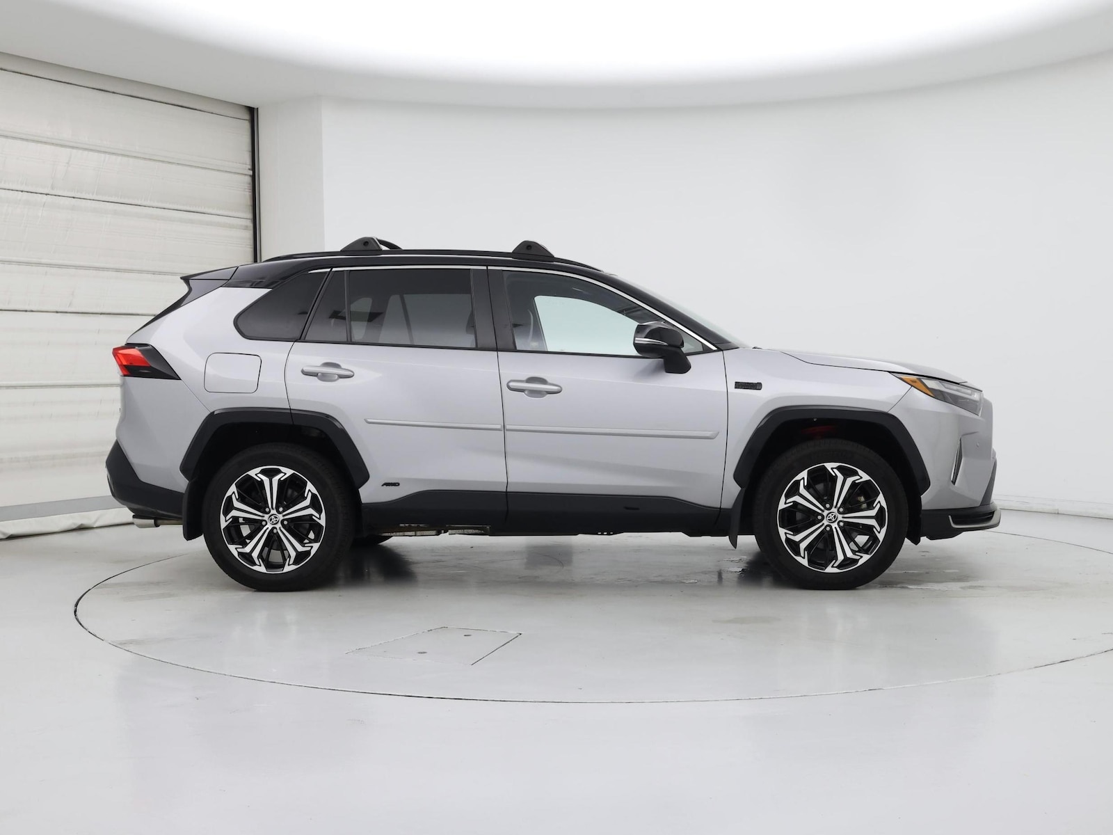 2022 Toyota RAV4 XSE - Photo 8
