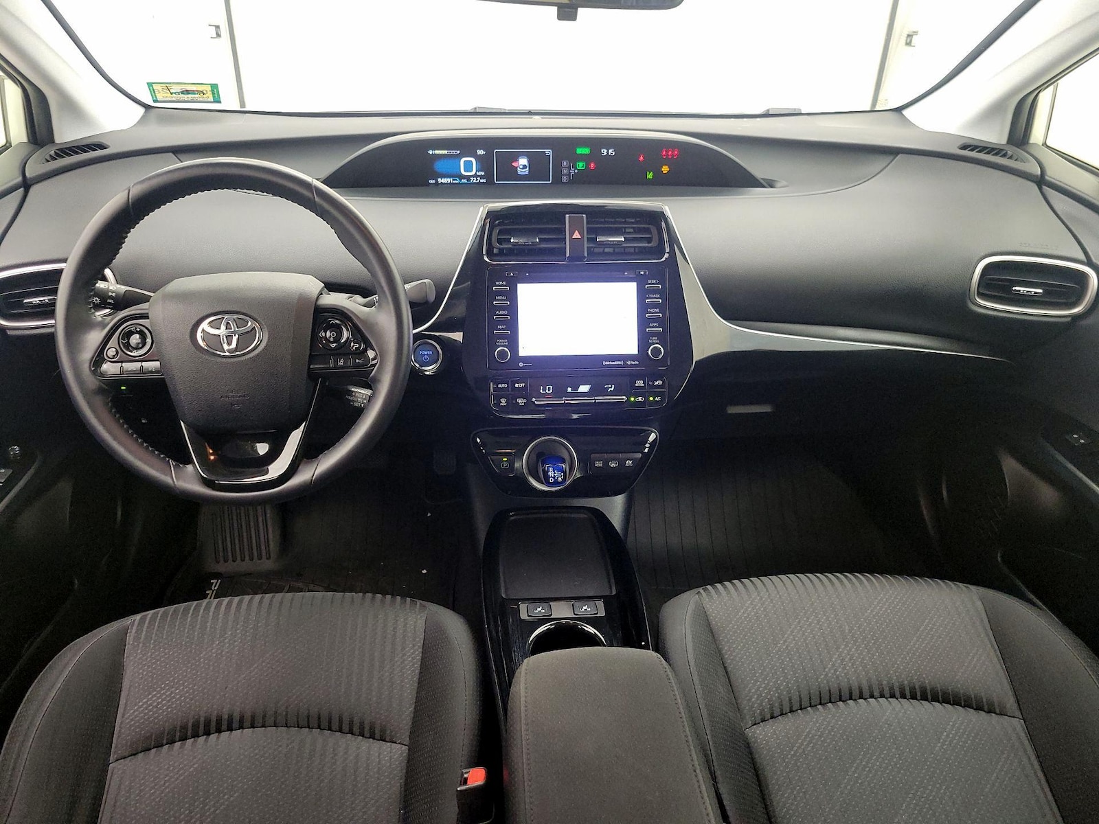 2020 Toyota Prius Prime LE - Photo 10