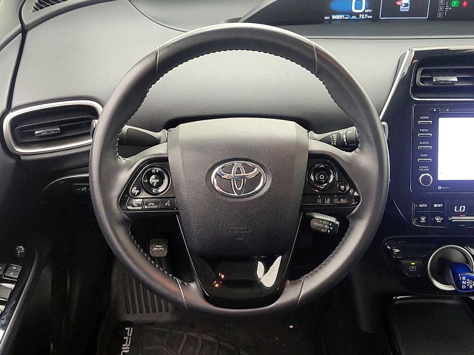 2020 Toyota Prius Prime LE - Photo 11