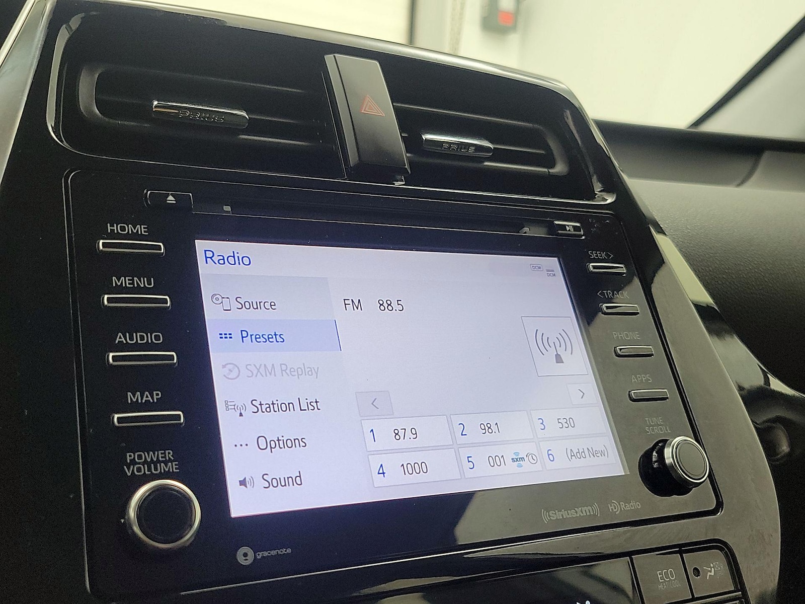 2020 Toyota Prius Prime LE - Photo 16