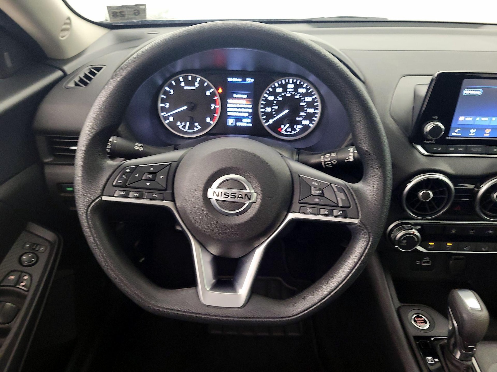 2023 Nissan Sentra S - Photo 11