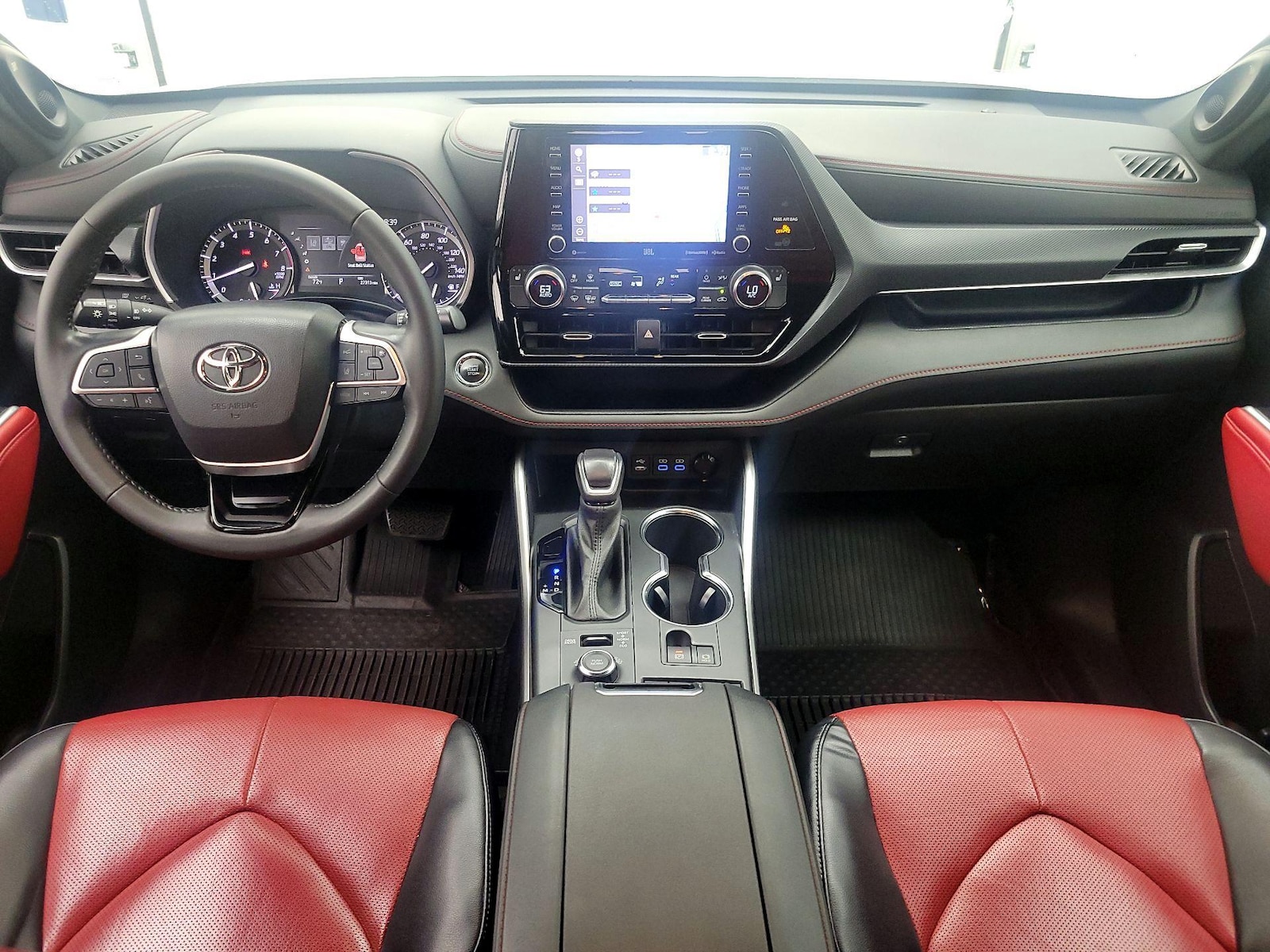 Apple CarPlay® & Android Auto™