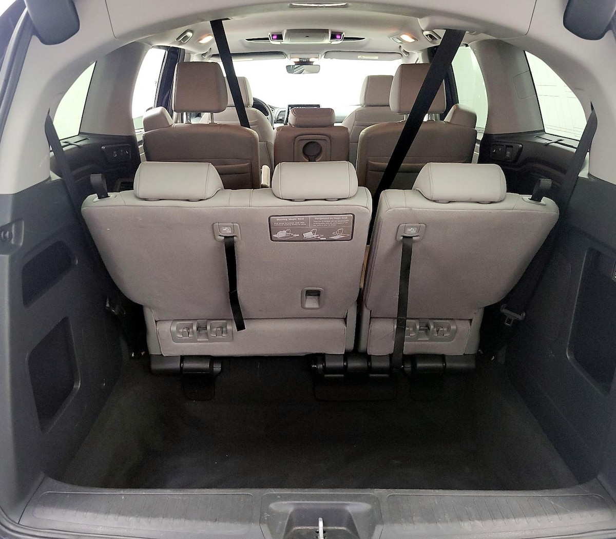Trunk/Cargo (Seats Up)