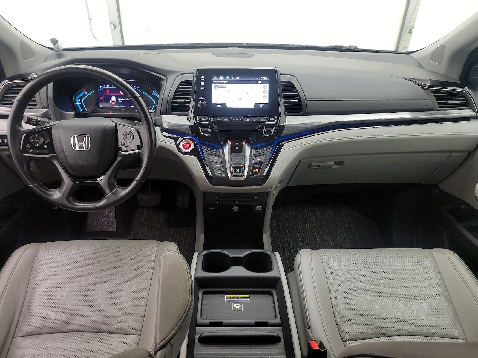 Apple CarPlay® & Android Auto™