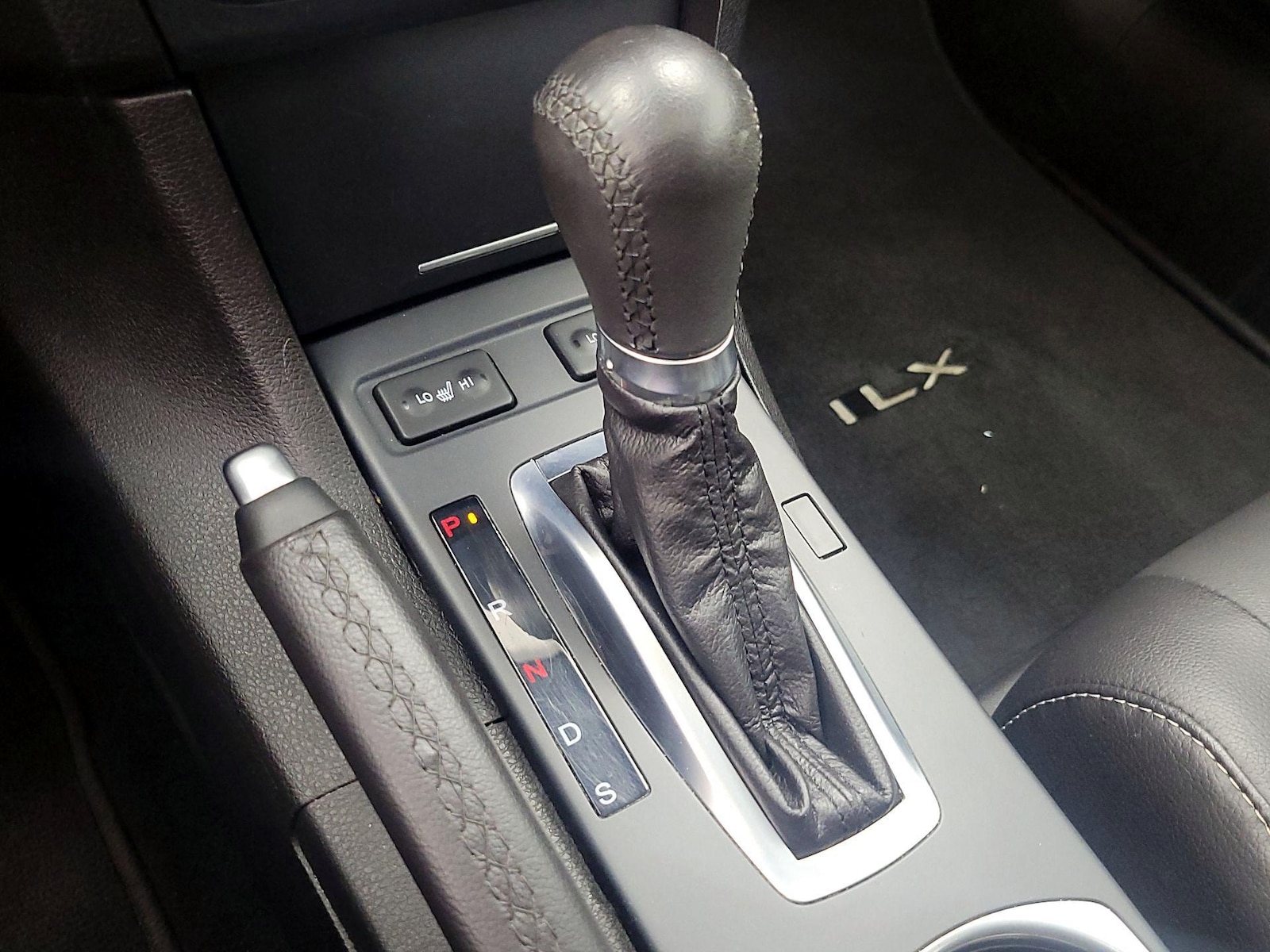 2020 Acura ILX Premium - Photo 18