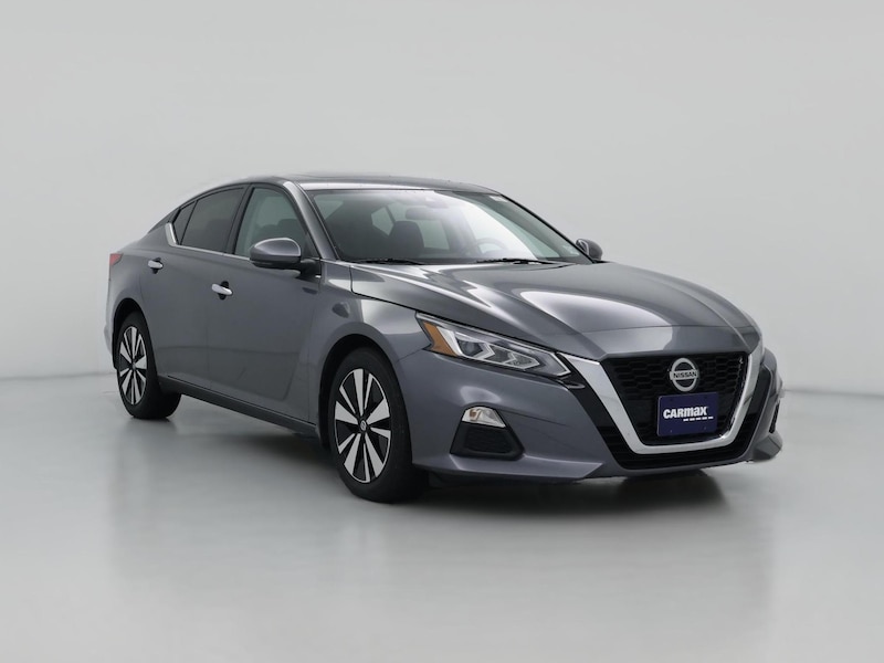 2022 Nissan Altima SV