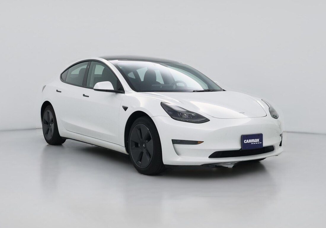 2023 Tesla Model 3 Rear-Wheel Drive in White — CarMax photo