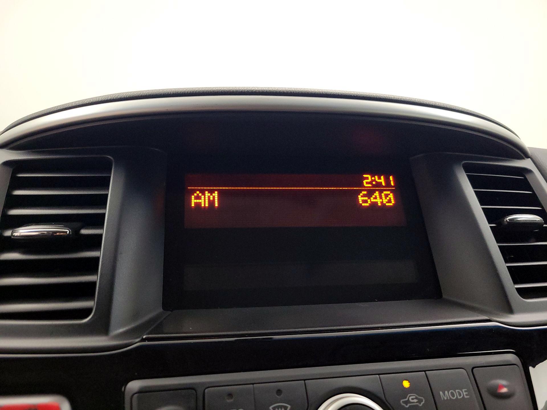 Thumbnail: 2015 Nissan Pathfinder - 14