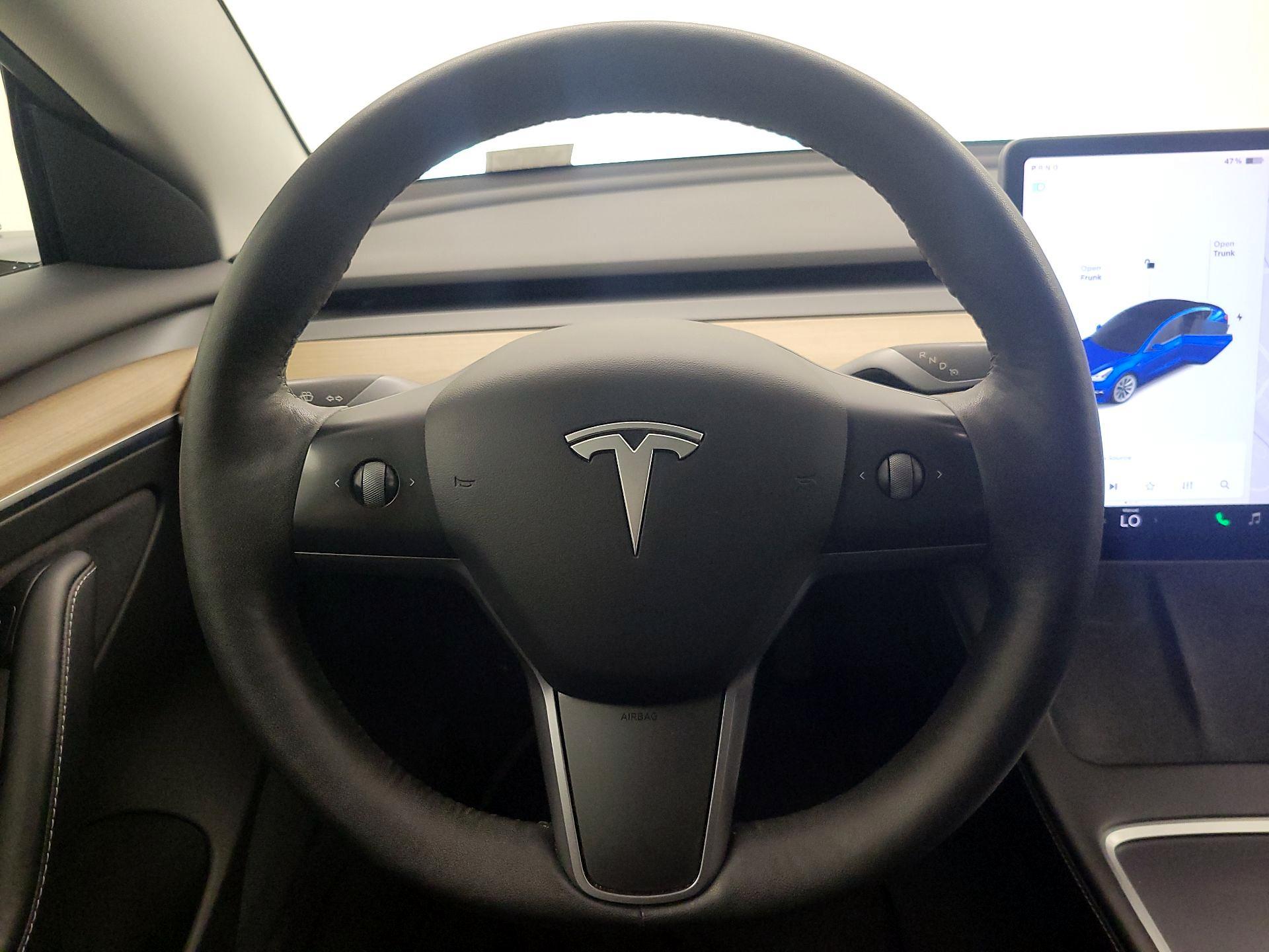 Thumbnail: 2021 Tesla Model 3 - 10