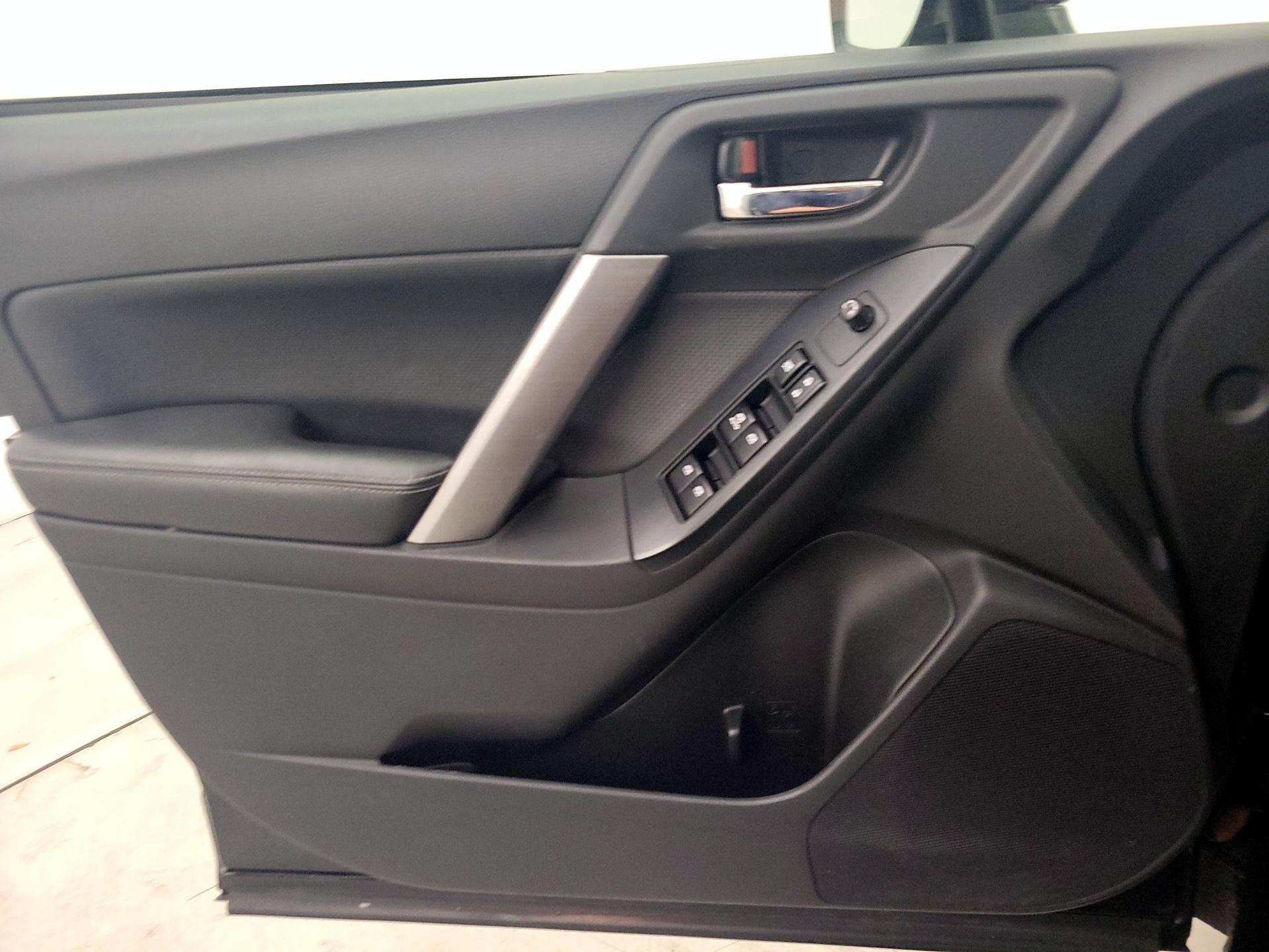 Thumbnail: 2015 Subaru Forester - 12