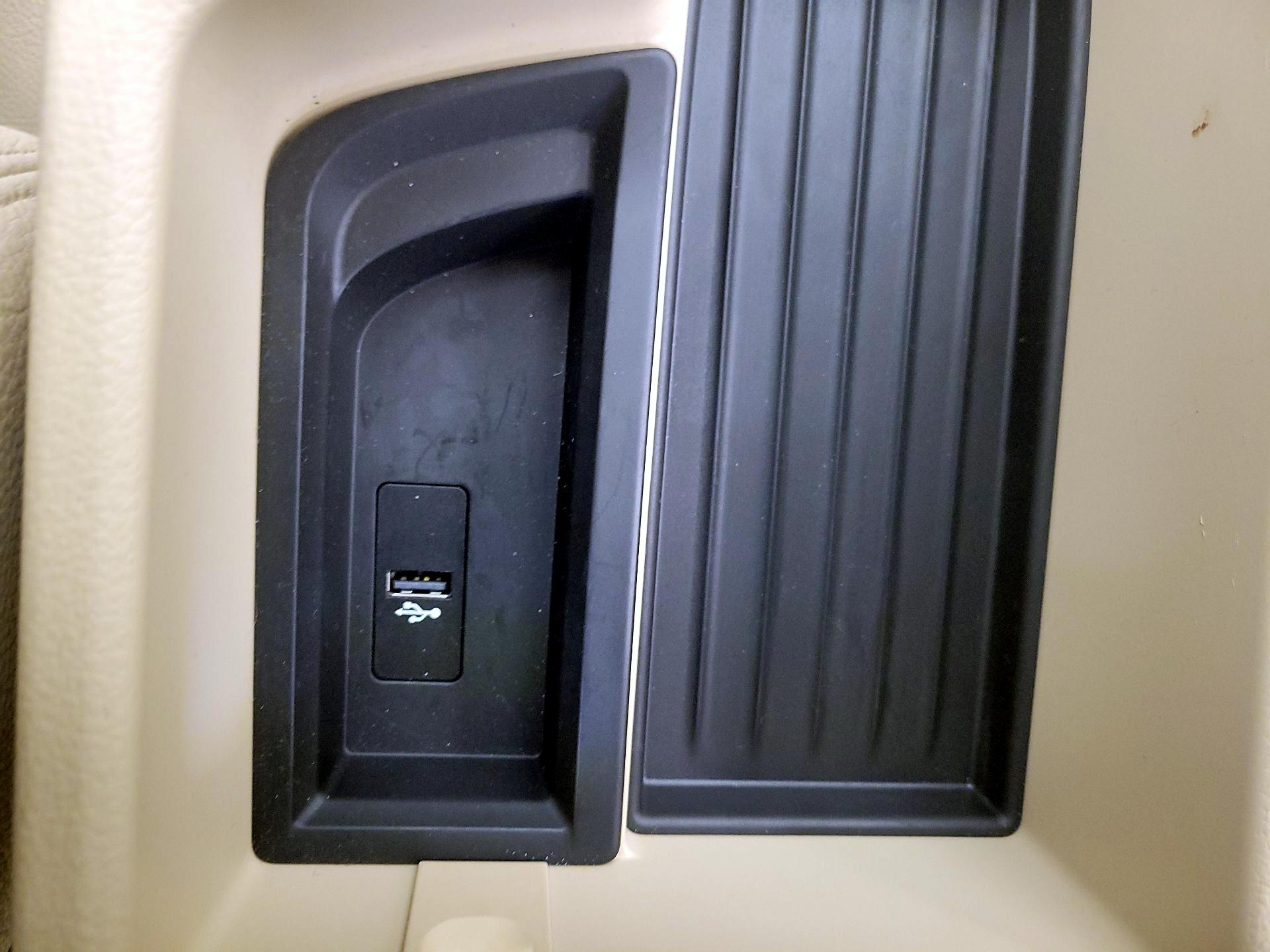 Thumbnail: 2018 BMW 3 Series - 18