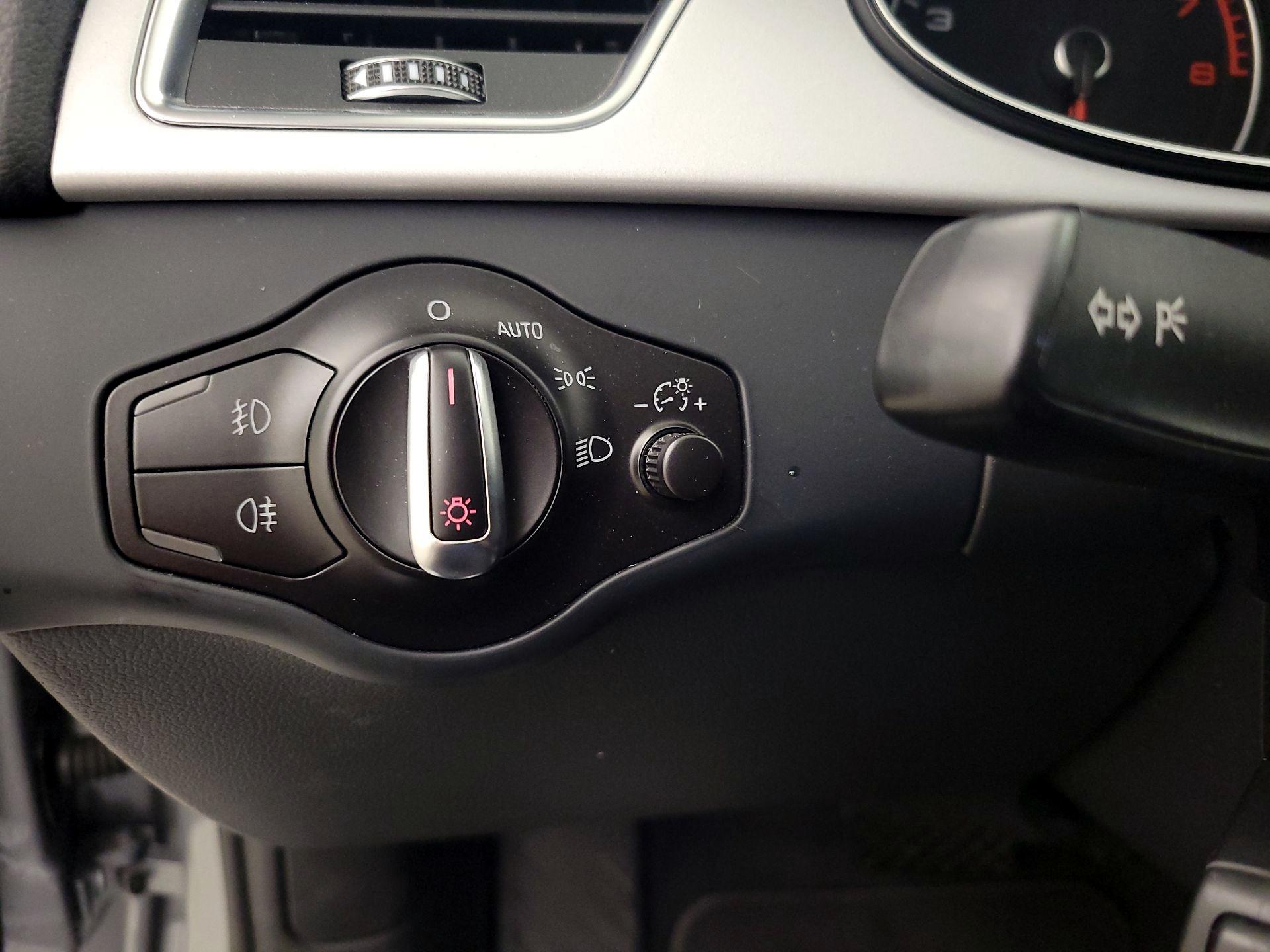 Thumbnail: 2015 Audi A4 - 13