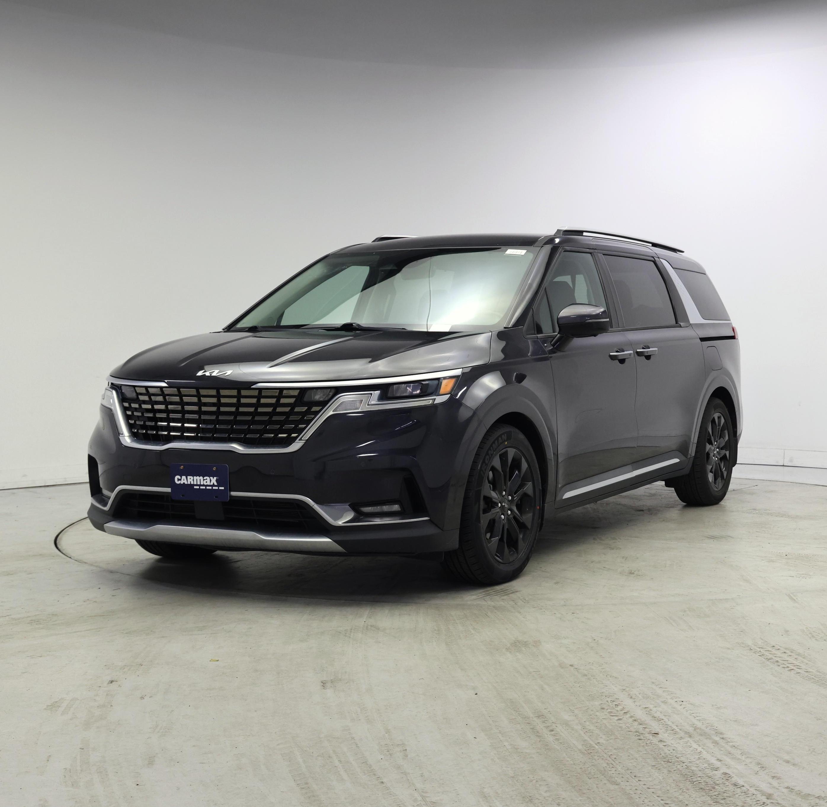 Thumbnail: 2022 Kia Carnival - 4